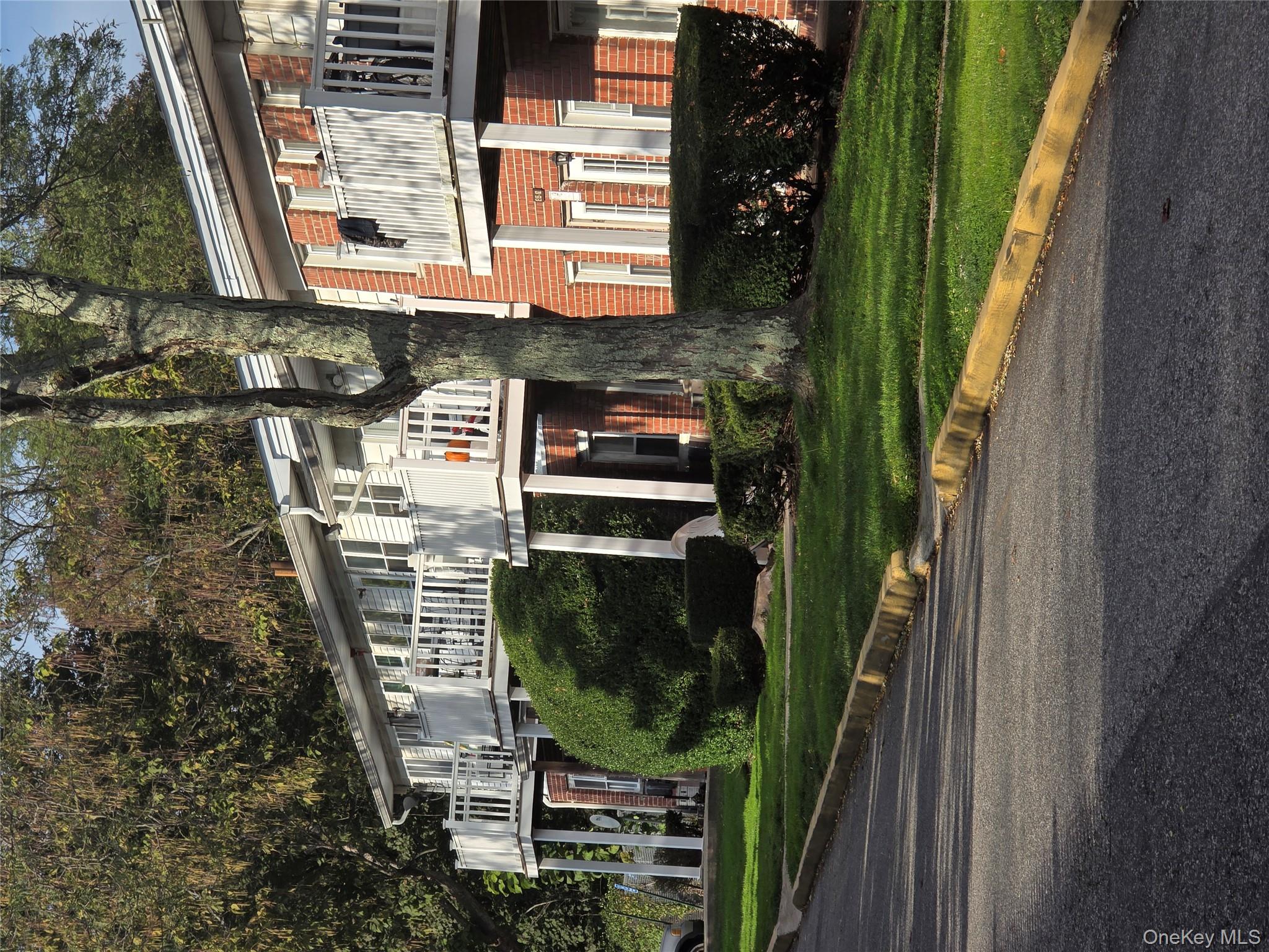 1 Hemlock Drive # C148, Bay Shore, NY 11706