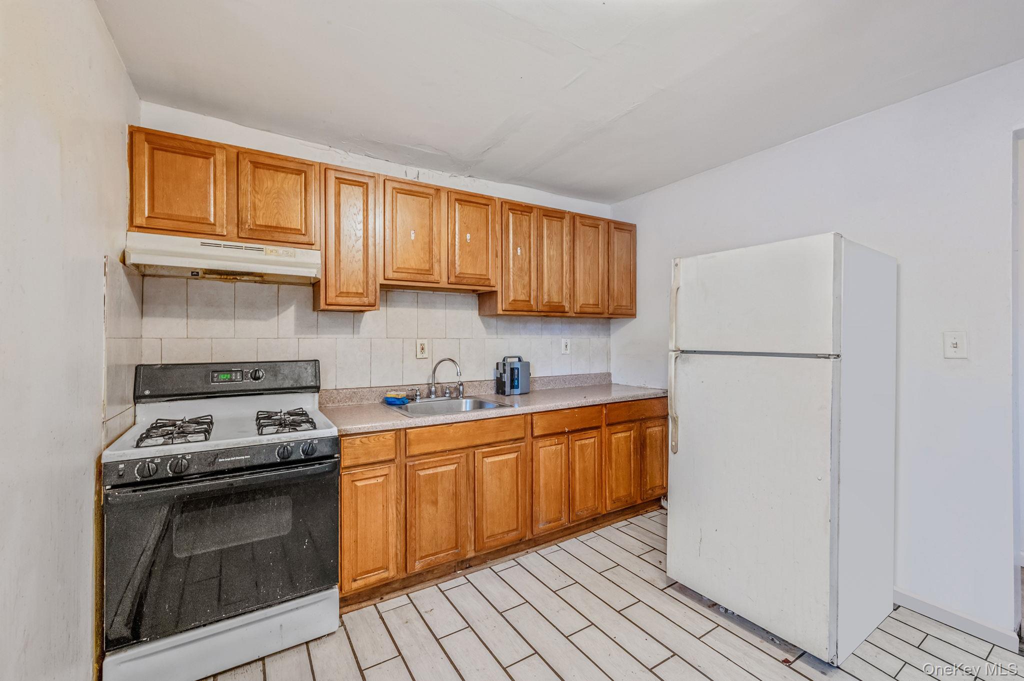 101 S 30th Street, Wyandanch, NY 11798