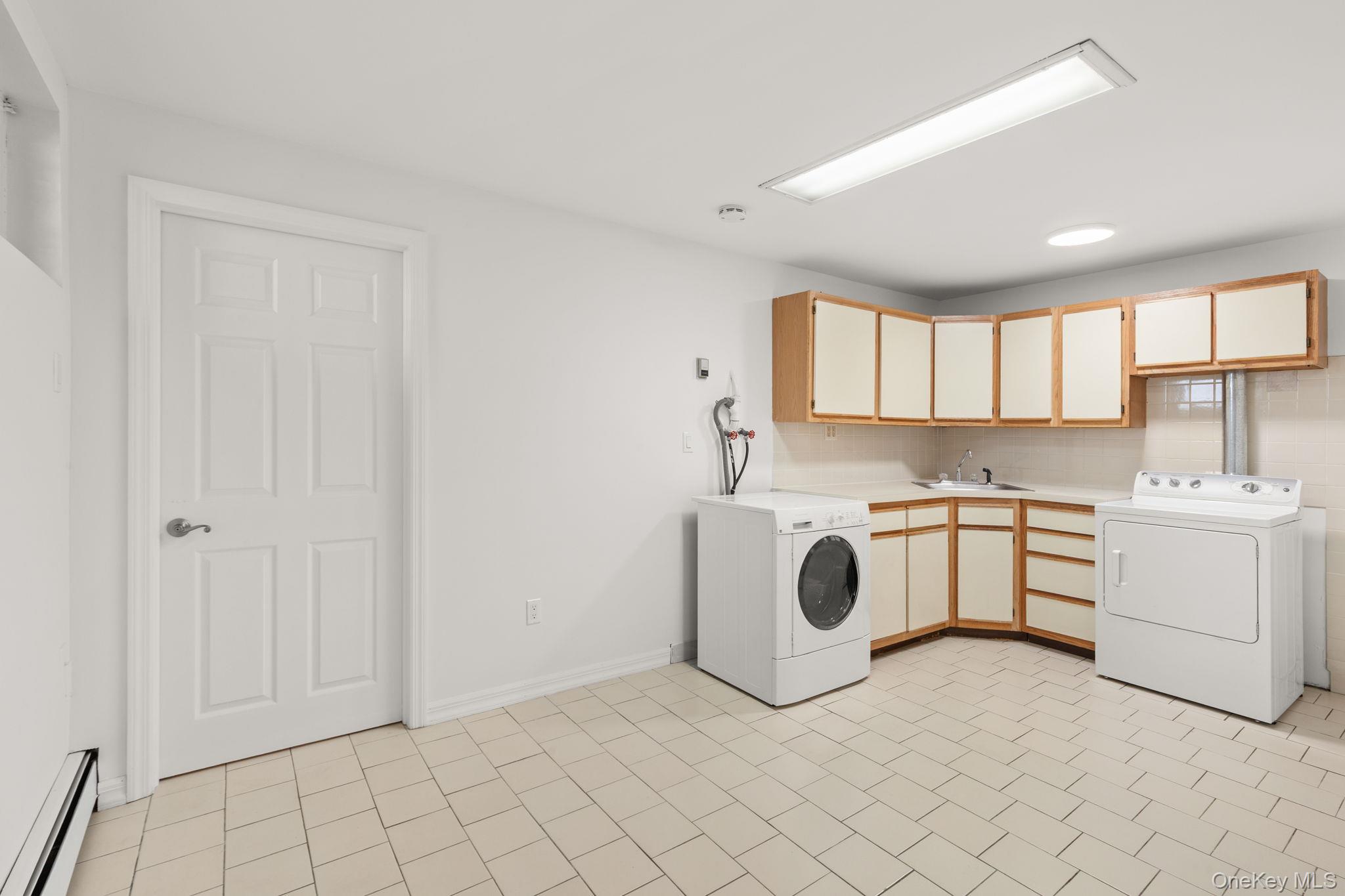 12208 23rd Avenue, College Point, NY 11356