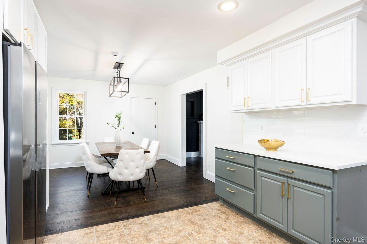 2123 New Hackensack Rd, Poughkeepsie, NY 12603