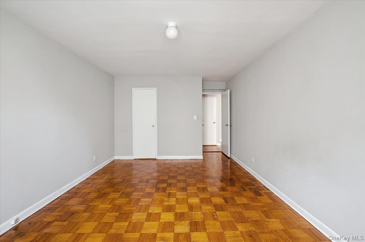 3 Sadore Lane # 2J, Yonkers, NY 10710