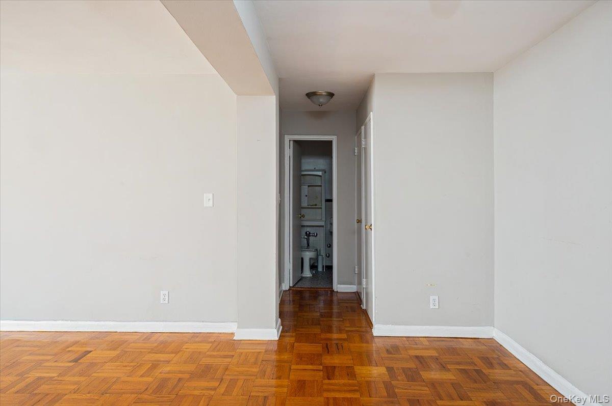 3 Sadore Lane # 2J, Yonkers, NY 10710