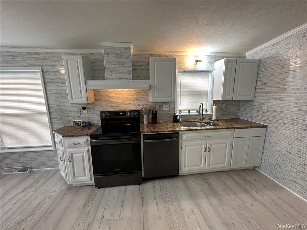 416 Silver Maples Drive, Harriman, NY 10926