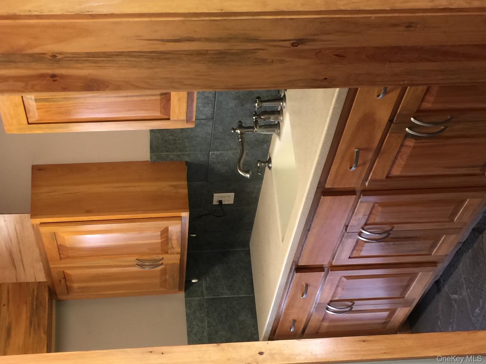 8064 Albany Post Road, Red Hook, NY 12571