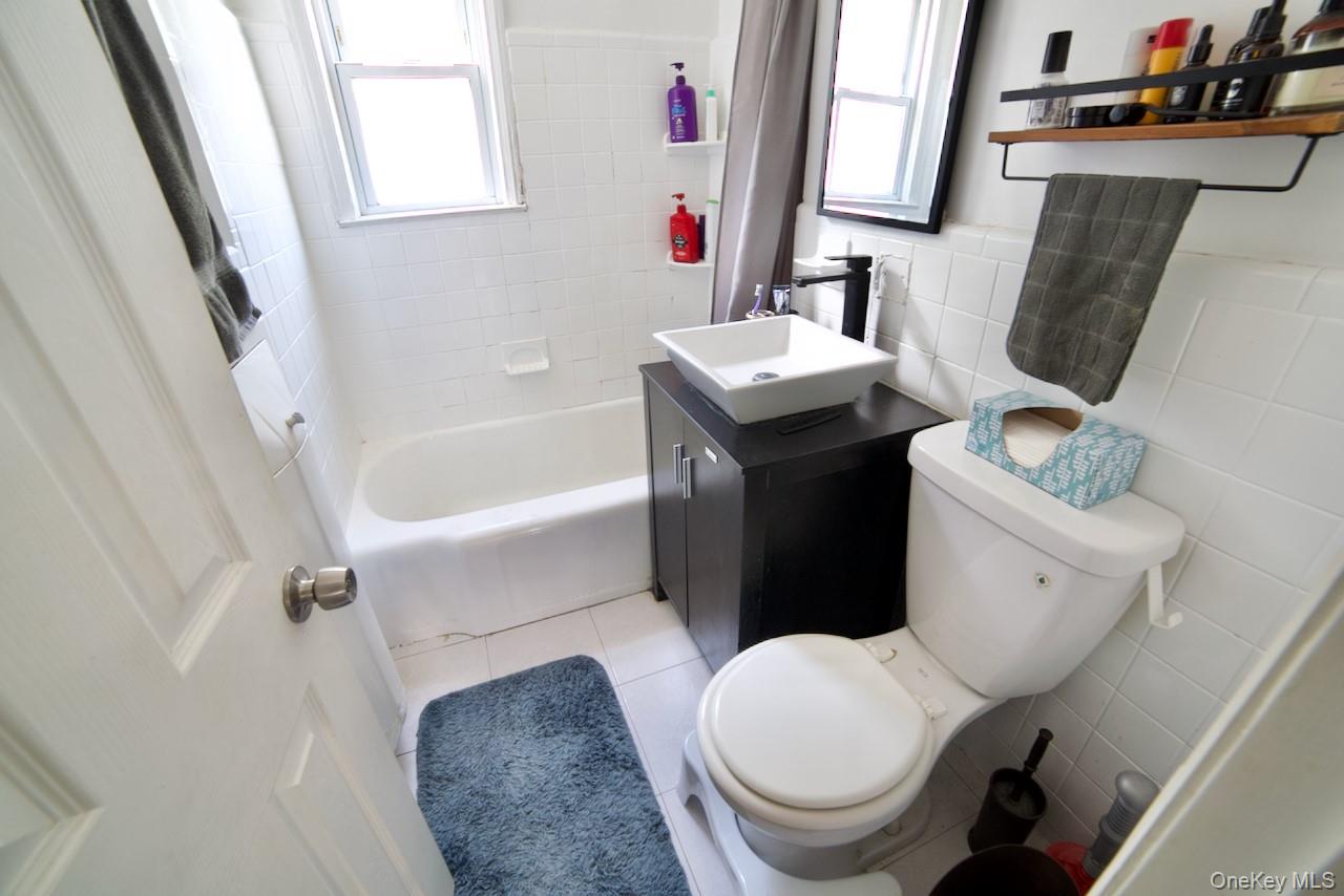 251-35 71st Road # 51B, Bellerose, NY 11426