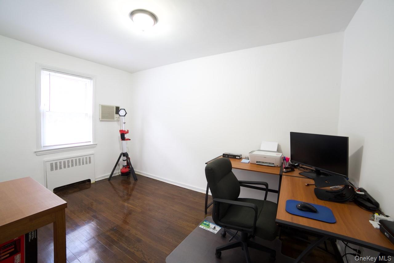 251-35 71st Road # 51B, Bellerose, NY 11426