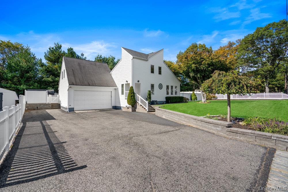 74 Joseph Place, Nesconset, NY 11767