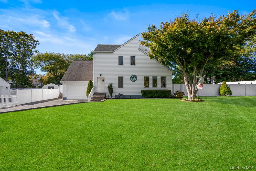 74 Joseph Place, Nesconset, NY 11767