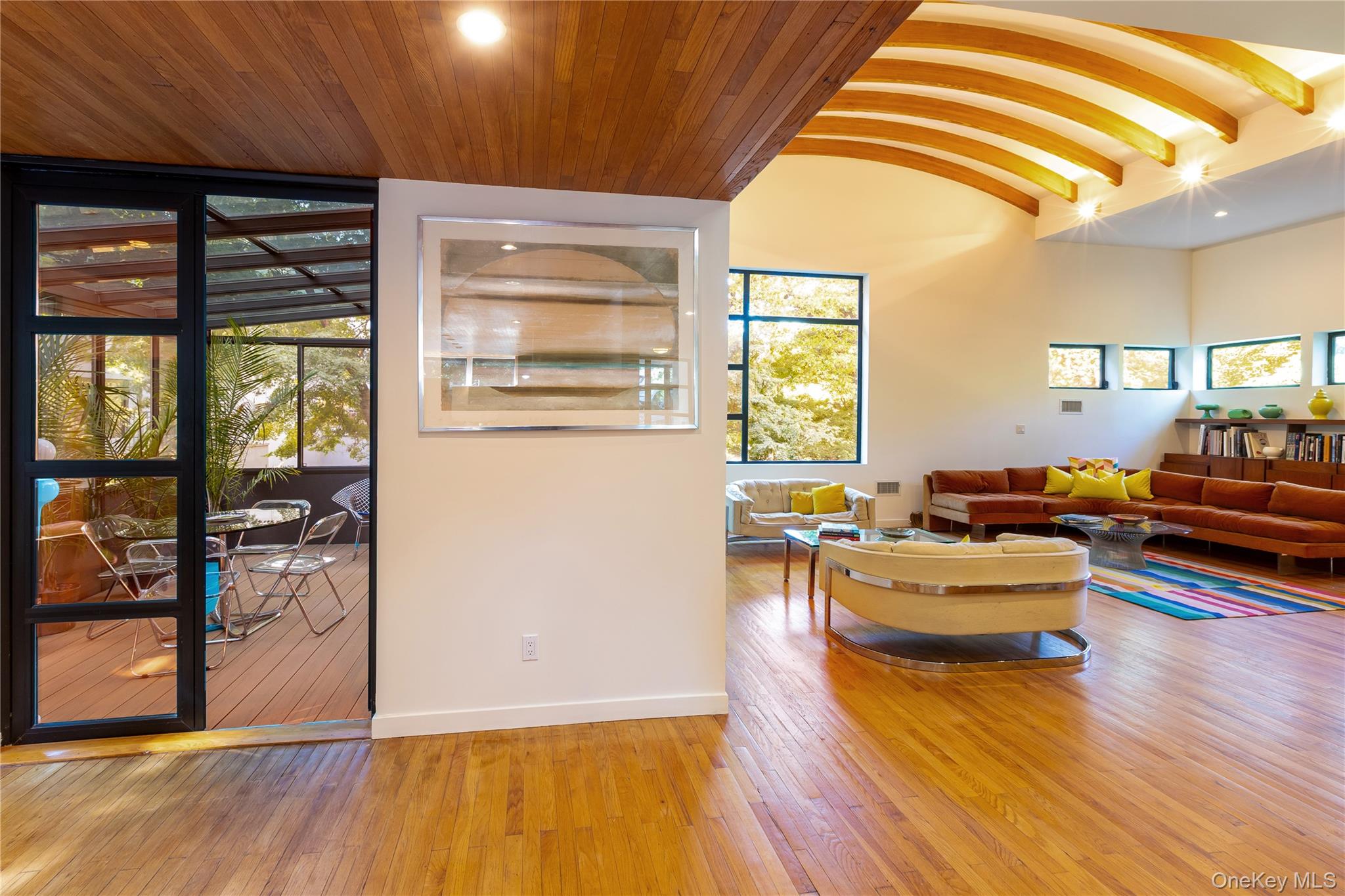 712 Ladd Road, Bronx, NY 10471