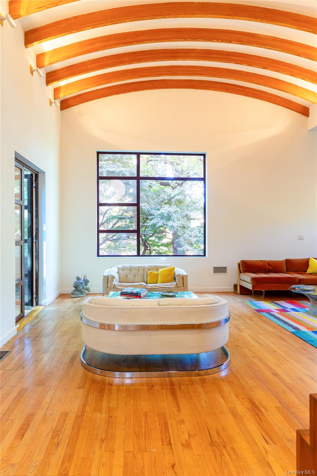 712 Ladd Road, Bronx, NY 10471