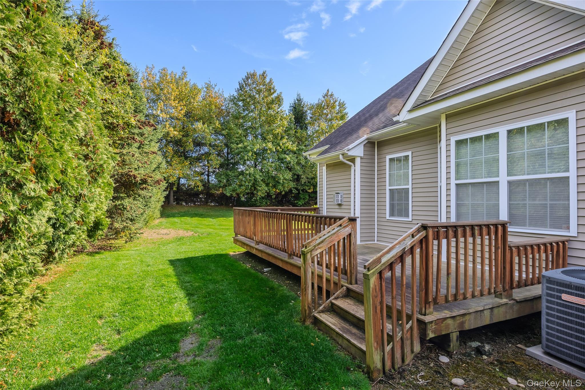 48 Avery Lane, Miller Place, NY 11764