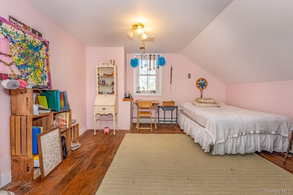 1294 Albany Post Road, Gardiner, NY 12525