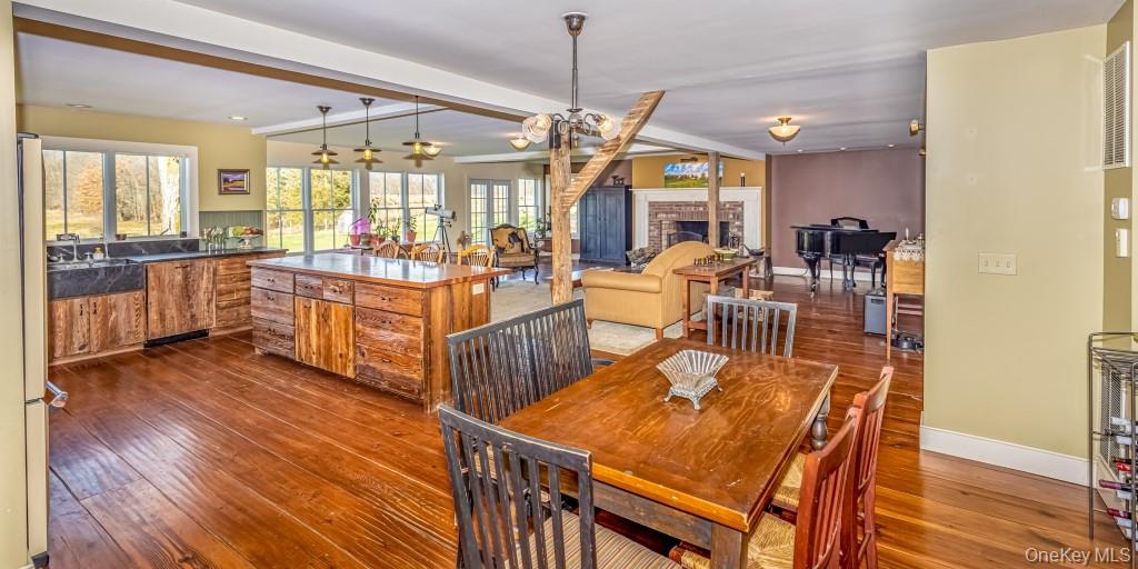 1294 Albany Post Road, Gardiner, NY 12525