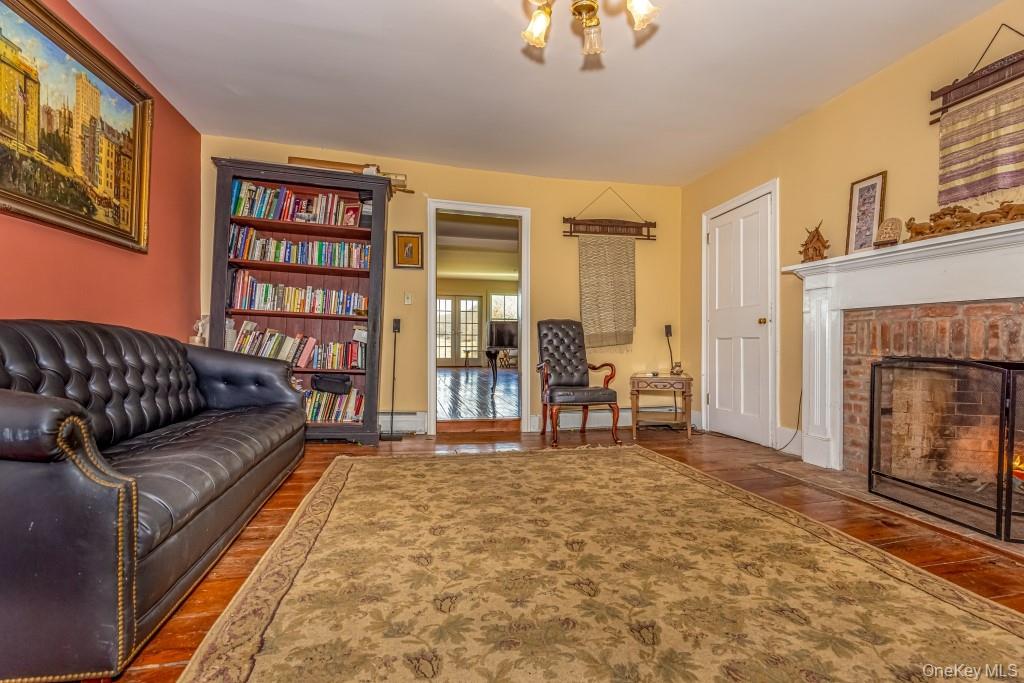 1294 Albany Post Road, Gardiner, NY 12525