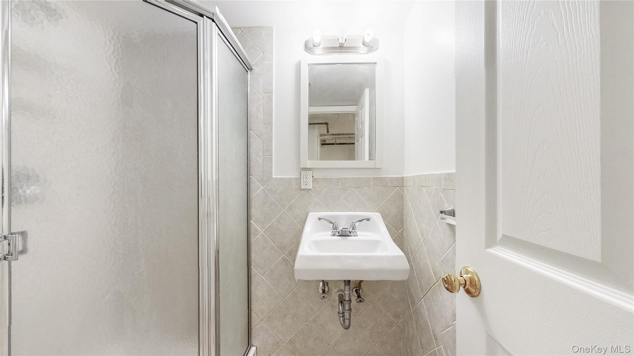 566 Schenectady Avenue, Brooklyn, NY 11203