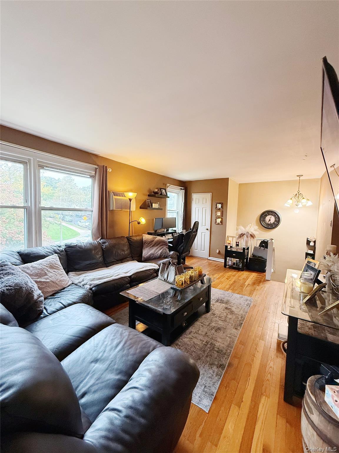 7103 252 Street # 199B, Bellerose, NY 11426