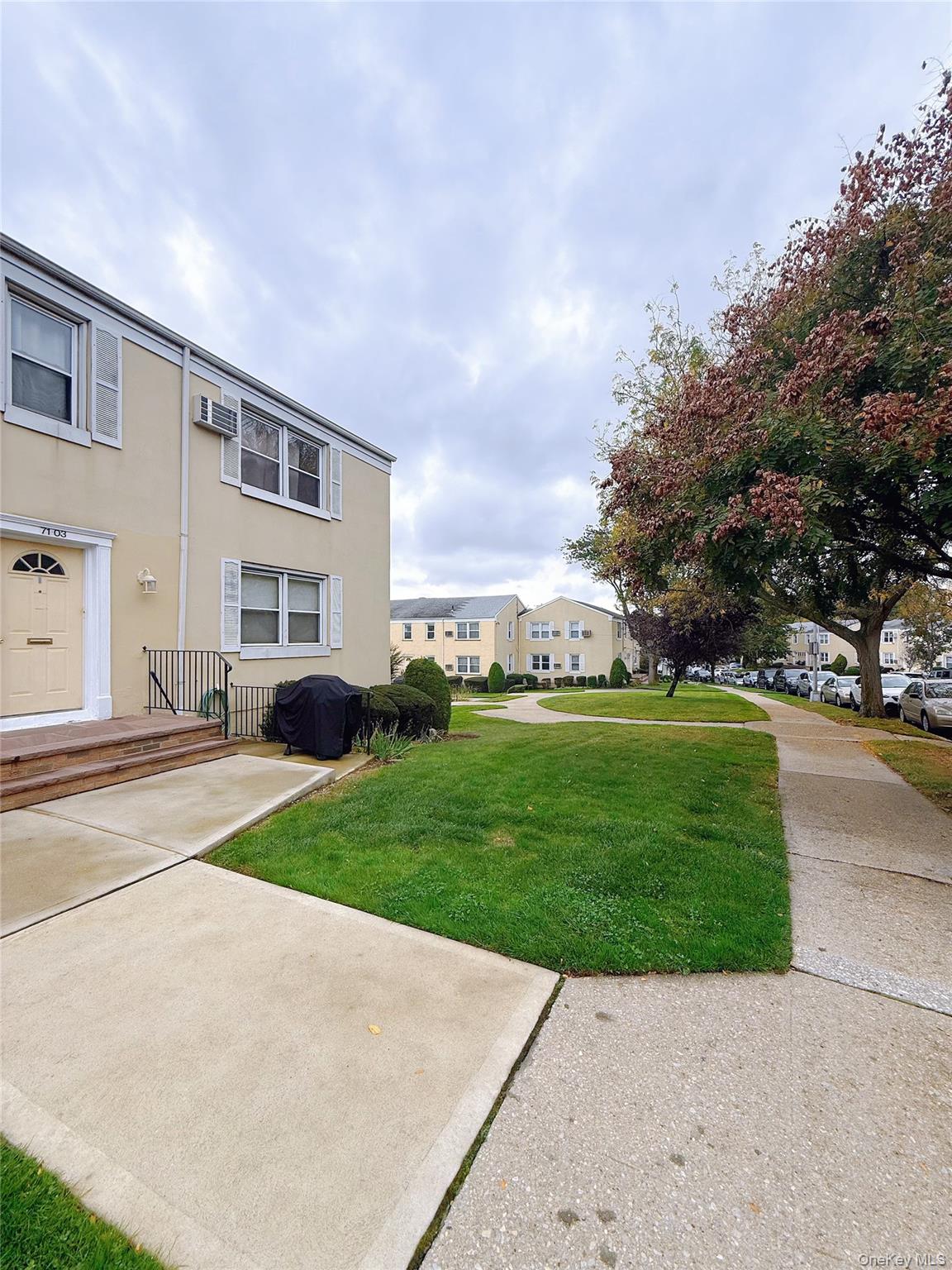 7103 252 Street # 199B, Bellerose, NY 11426