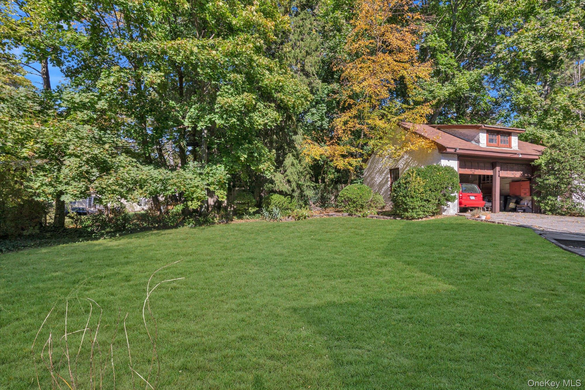 57 Beacon Hill Road, Port Washington, NY 11050