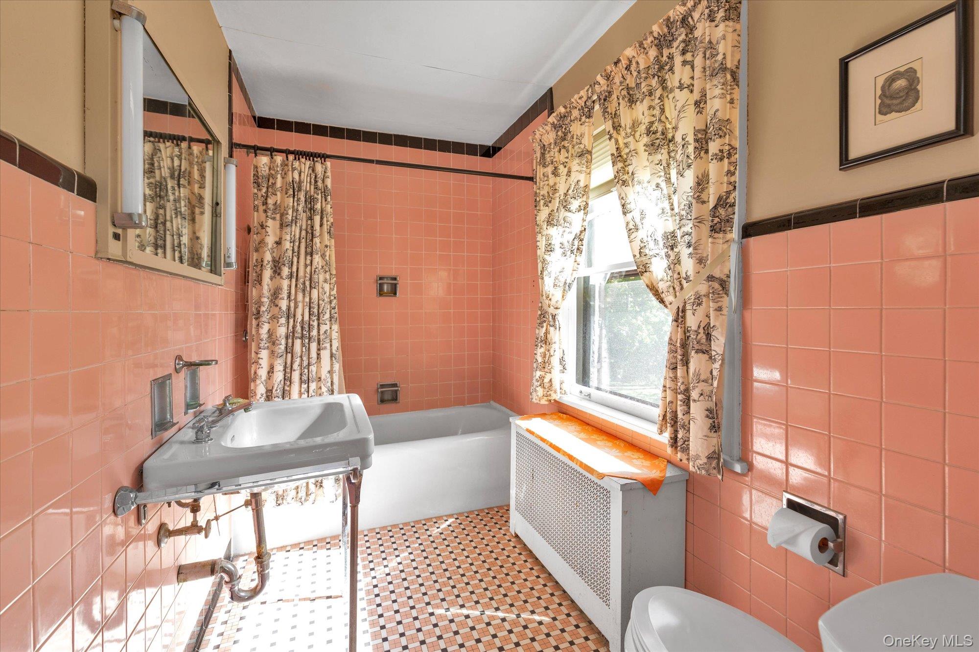 57 Beacon Hill Road, Port Washington, NY 11050