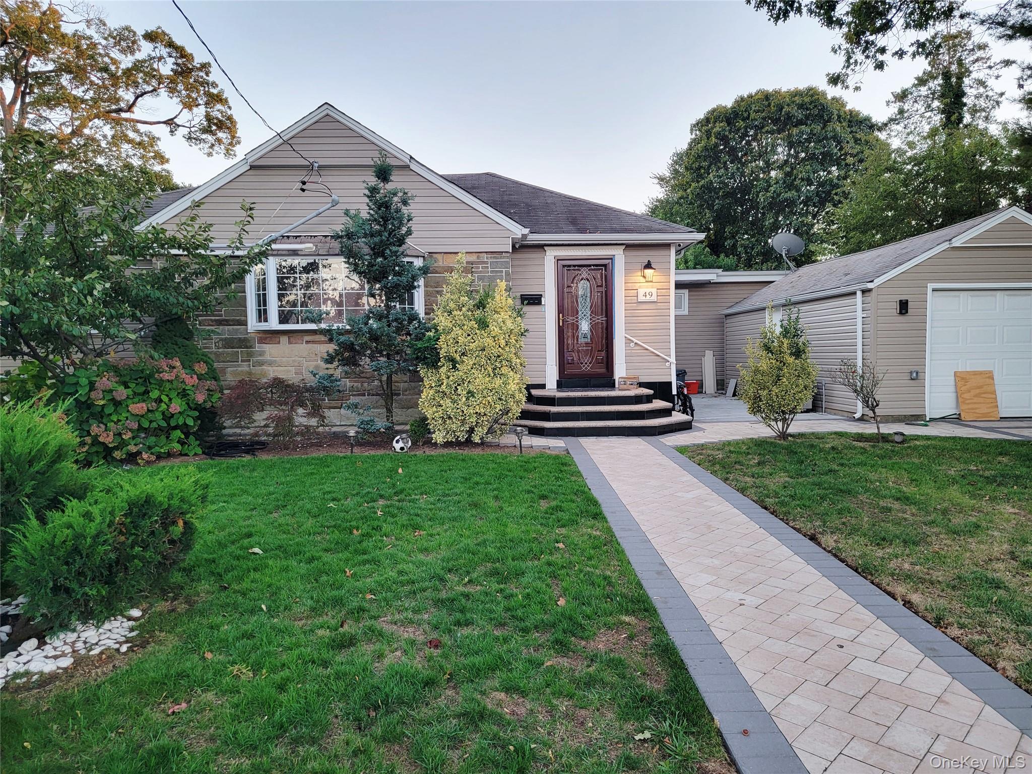 49 Ashely Drive, Valley Stream, NY 11580