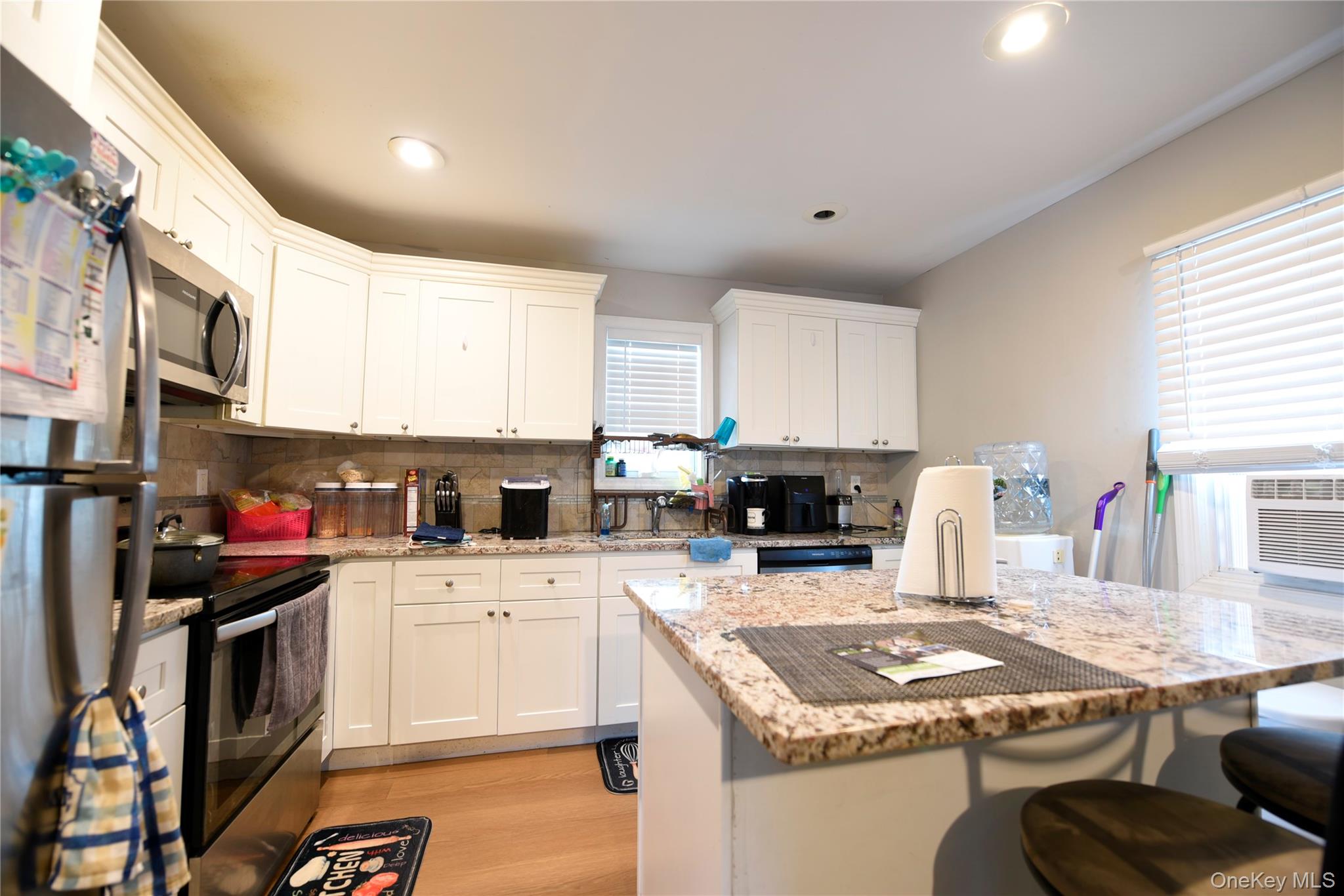 18 Pennwood Drive, Mastic Beach, NY 11951