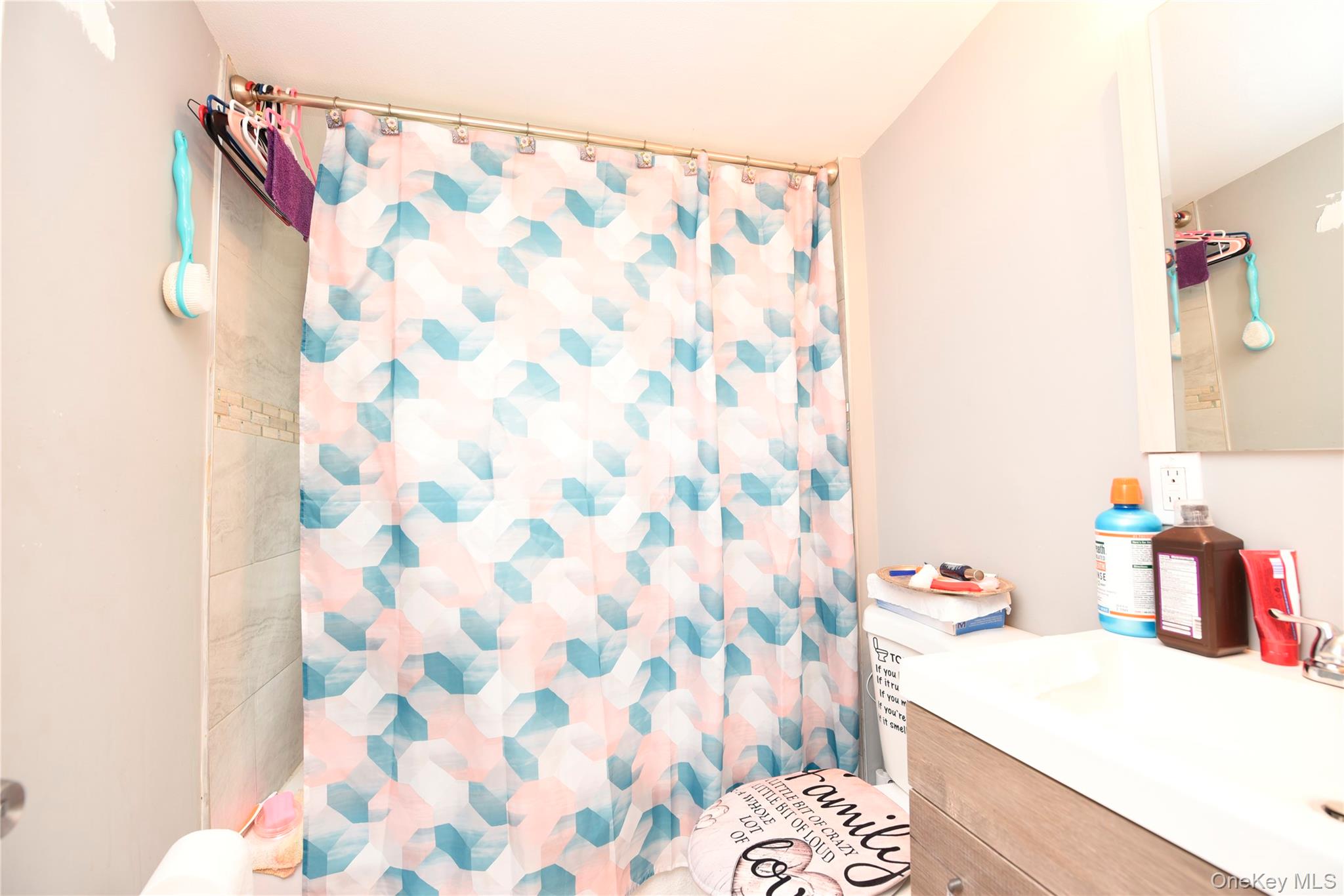 18 Pennwood Drive, Mastic Beach, NY 11951