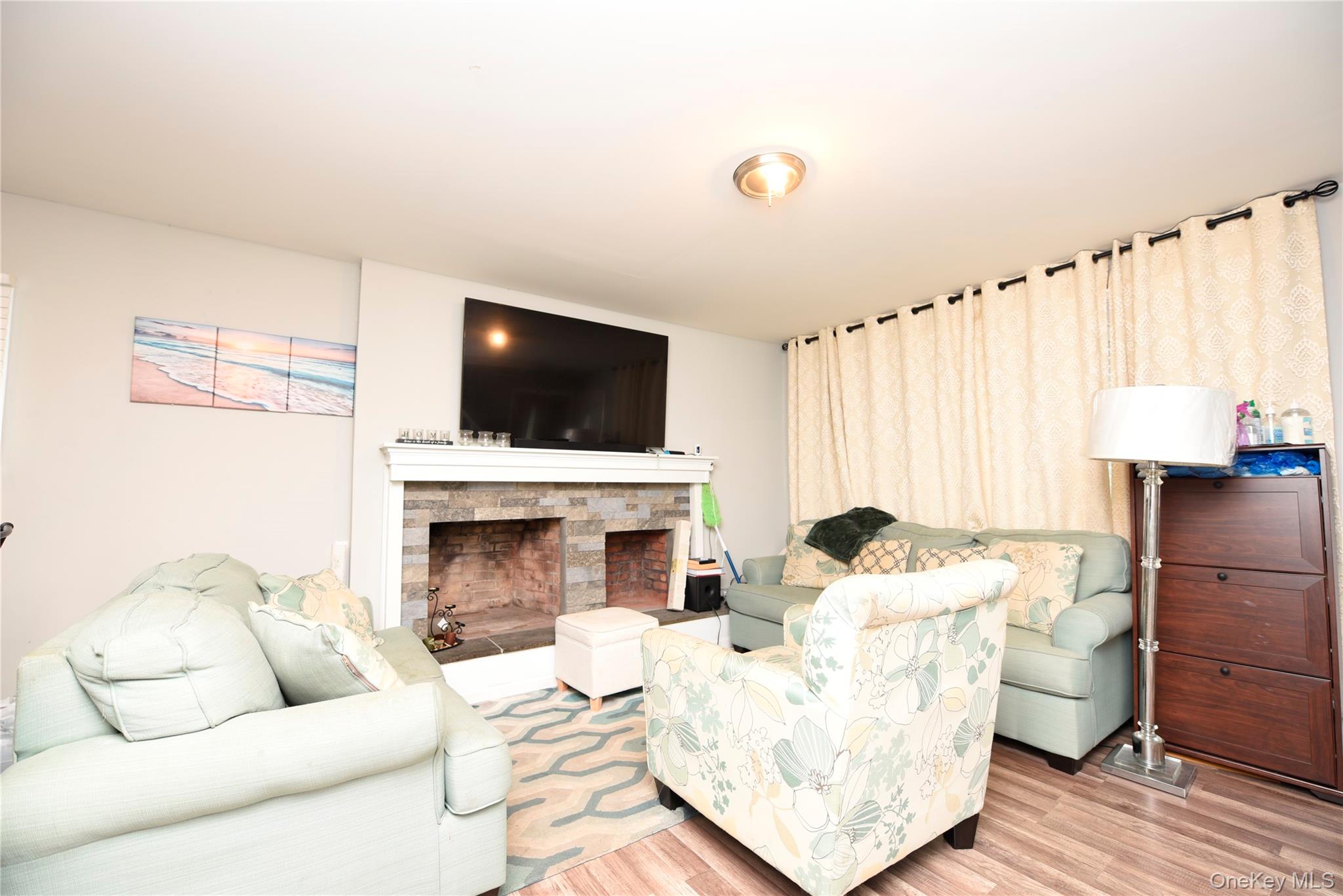 18 Pennwood Drive, Mastic Beach, NY 11951