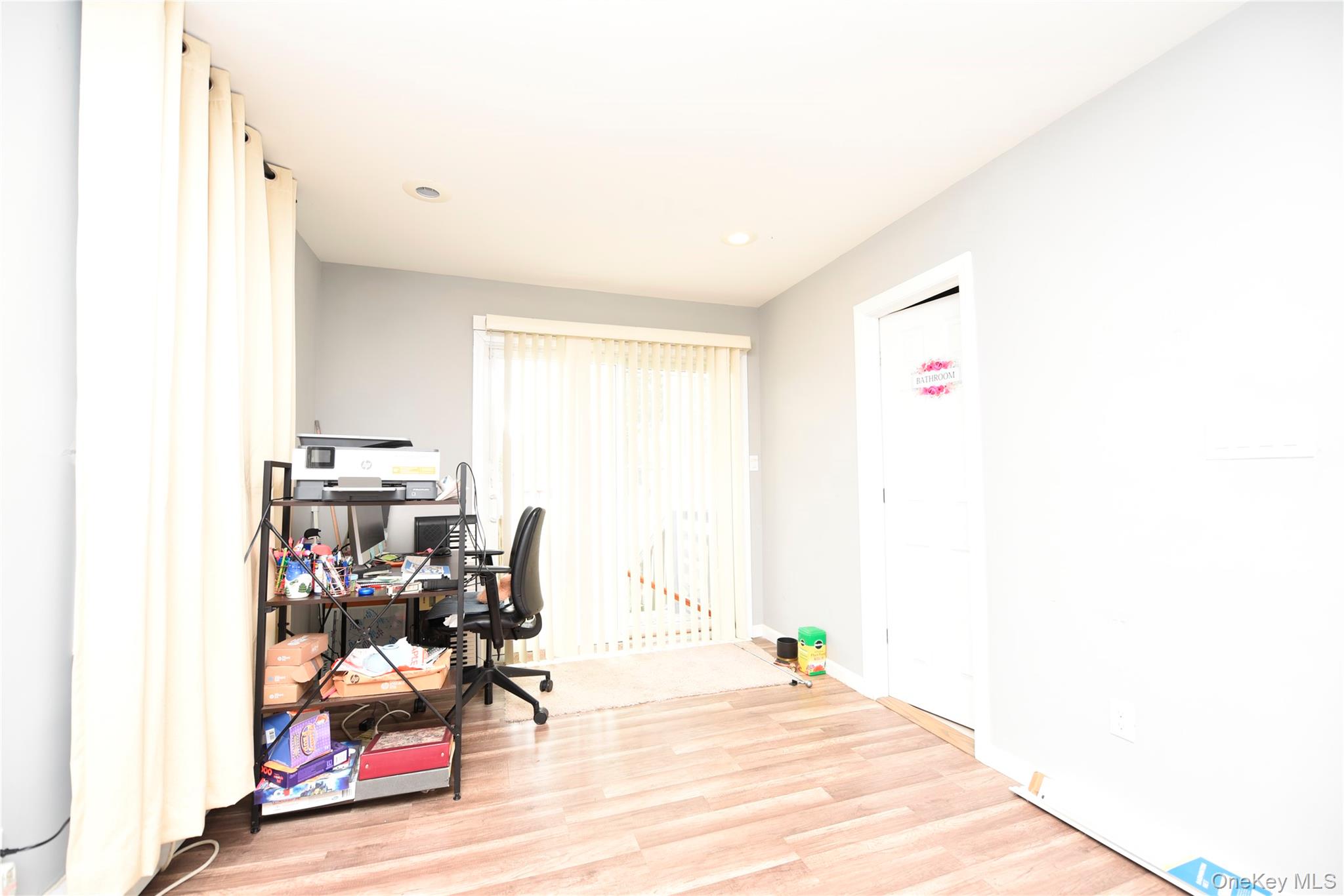 18 Pennwood Drive, Mastic Beach, NY 11951