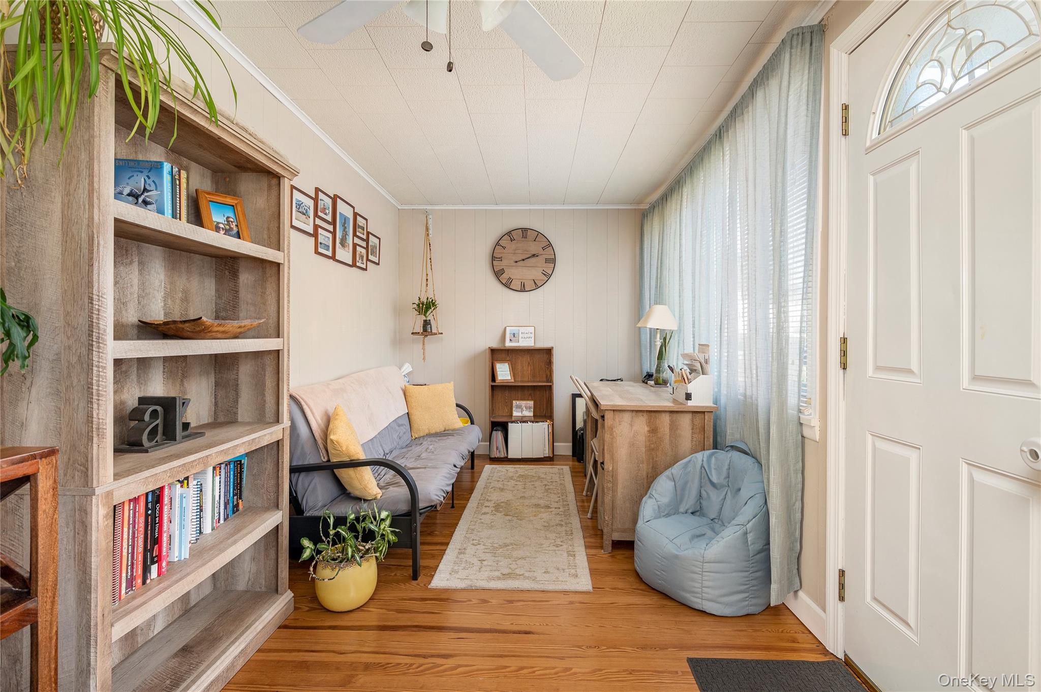 32 Nostrand Street, Farmingdale, NY 11735