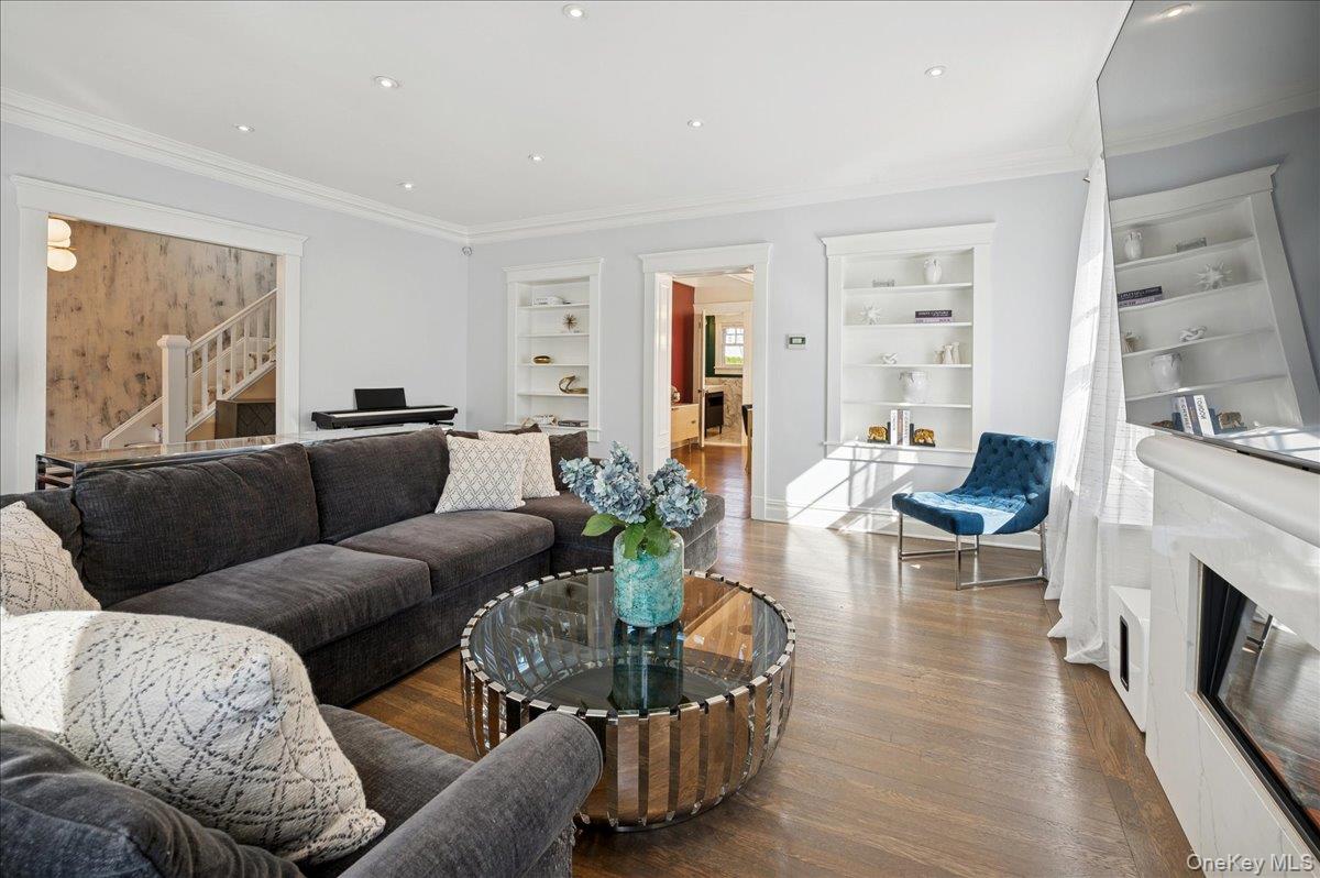 127 Villa Avenue, Yonkers, NY 10704