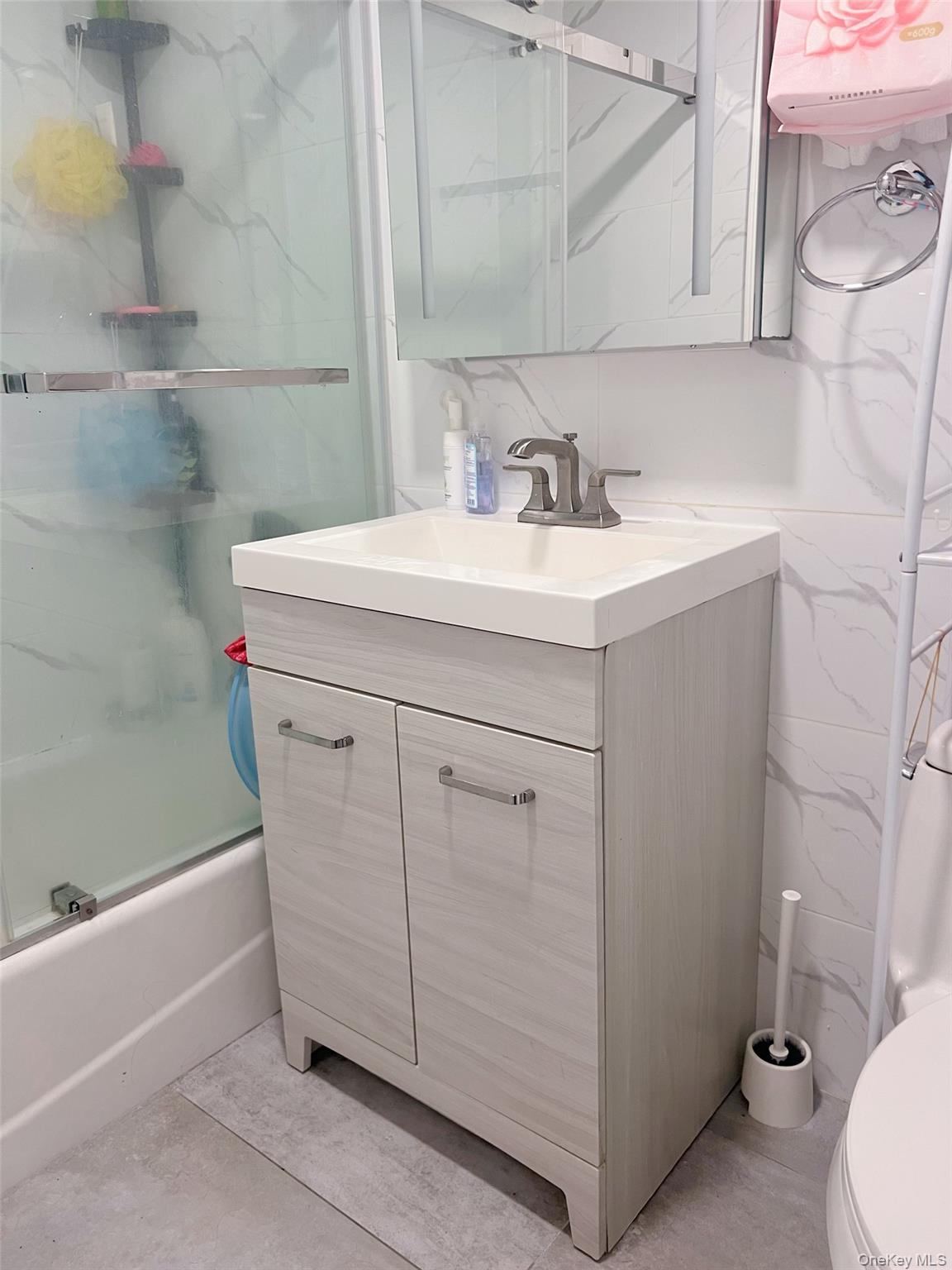 135-10 35th Avenue # 3B, Flushing, NY 11354