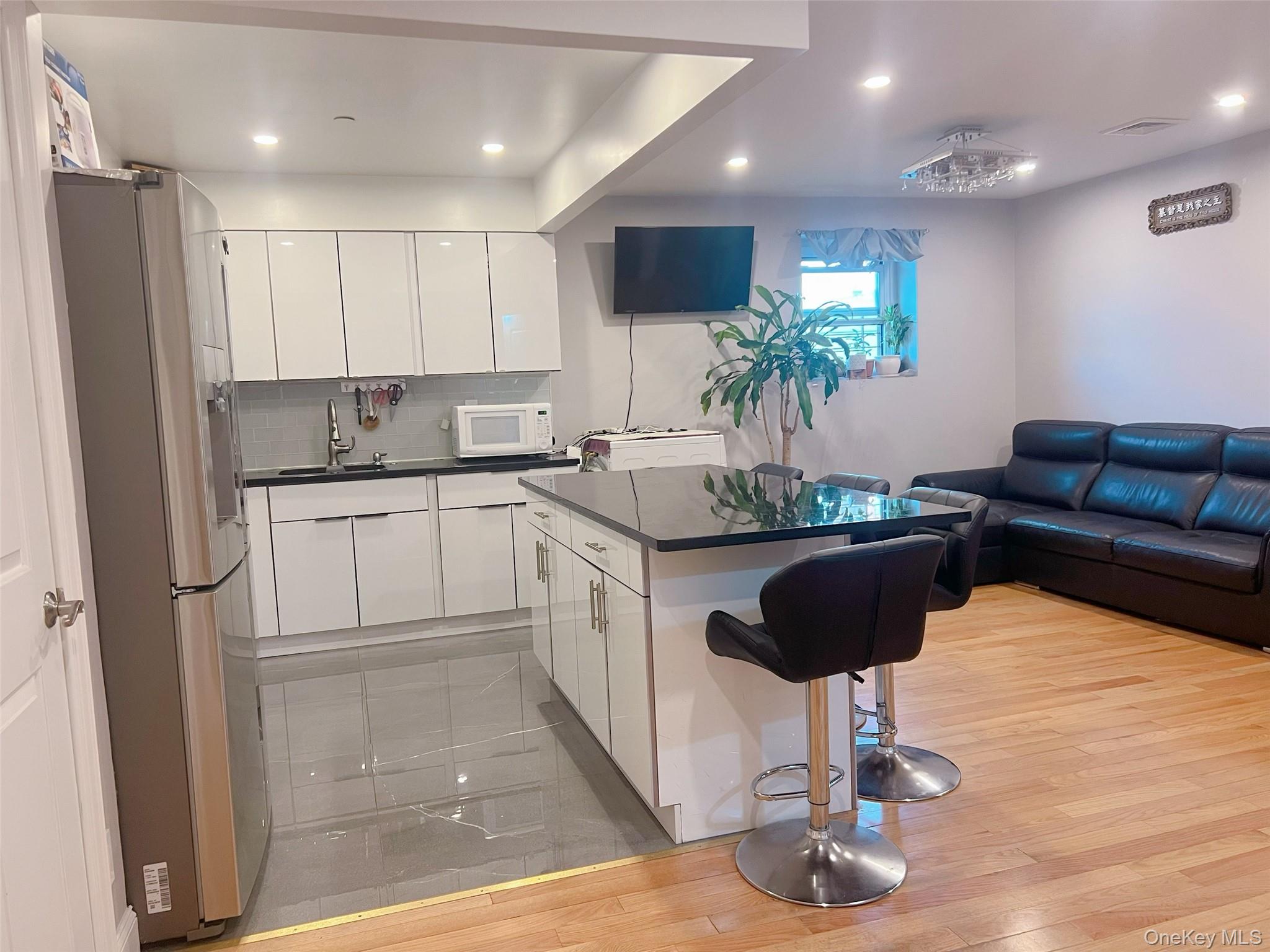 135-10 35th Avenue # 3B, Flushing, NY 11354