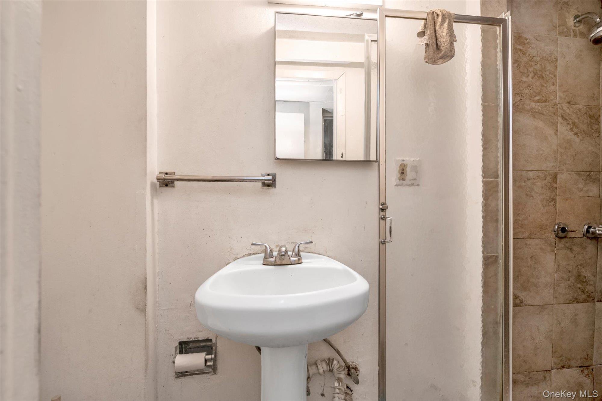 1721 E 54th Street, Brooklyn, NY 11234