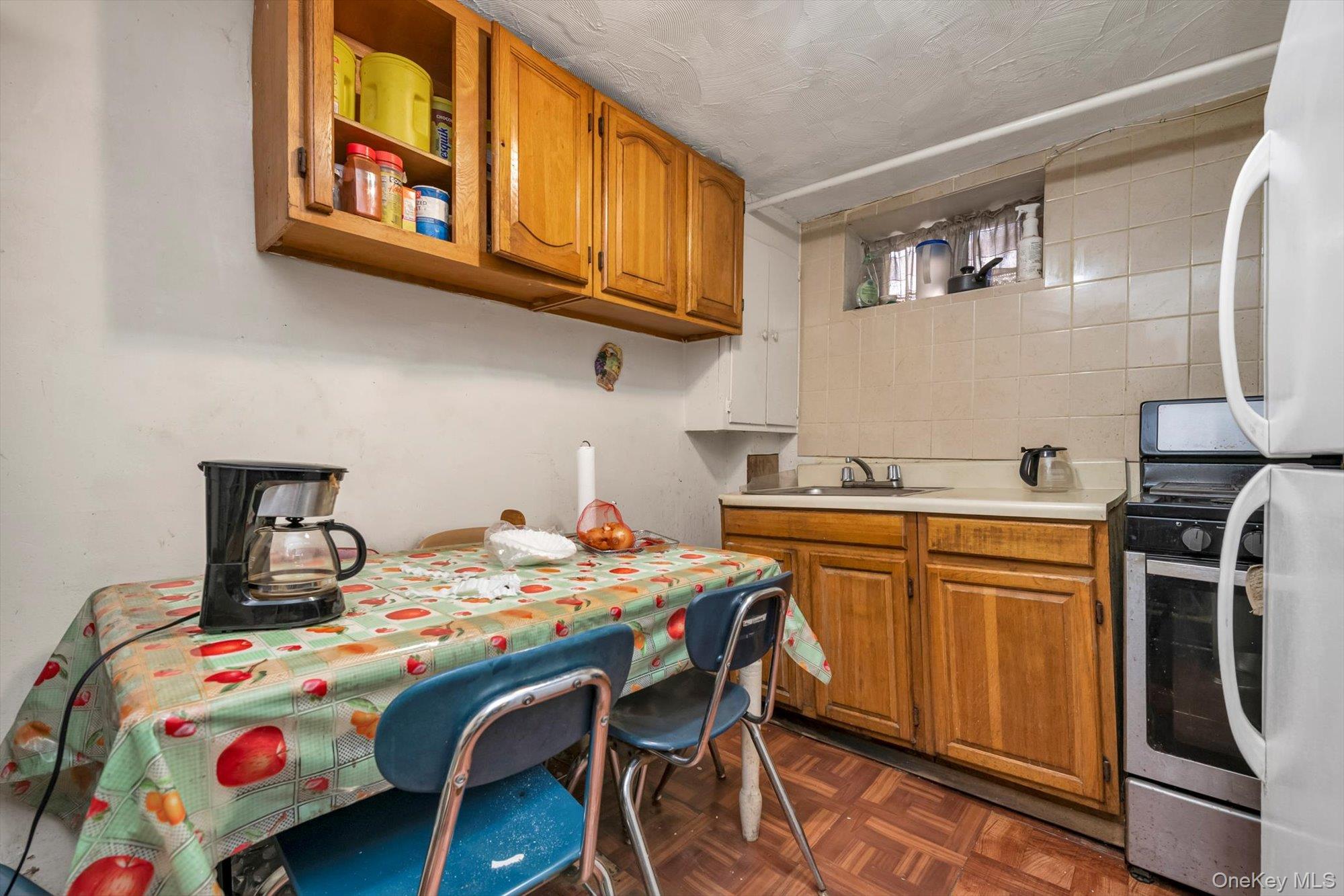 1721 E 54th Street, Brooklyn, NY 11234