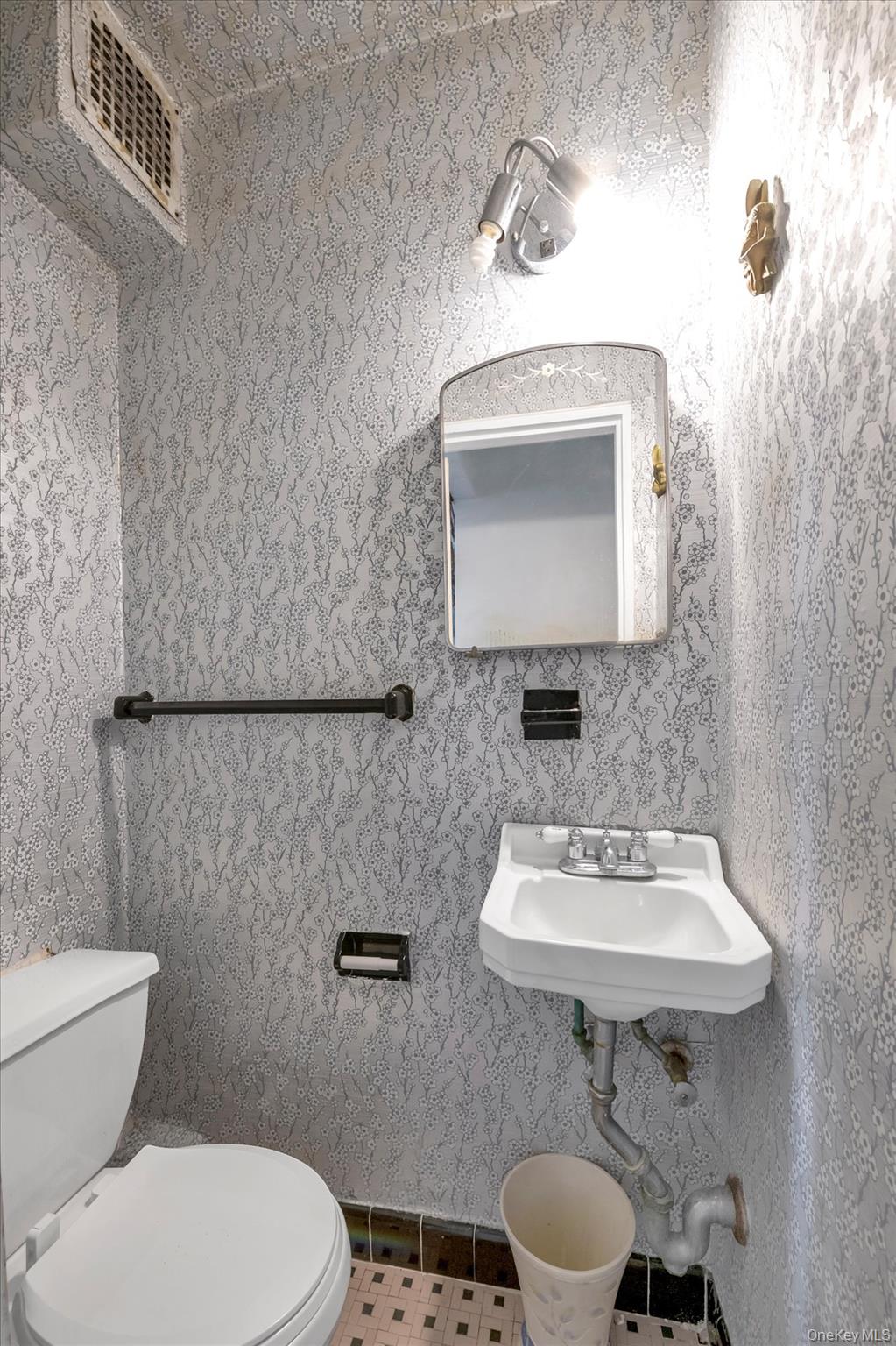 1721 E 54th Street, Brooklyn, NY 11234