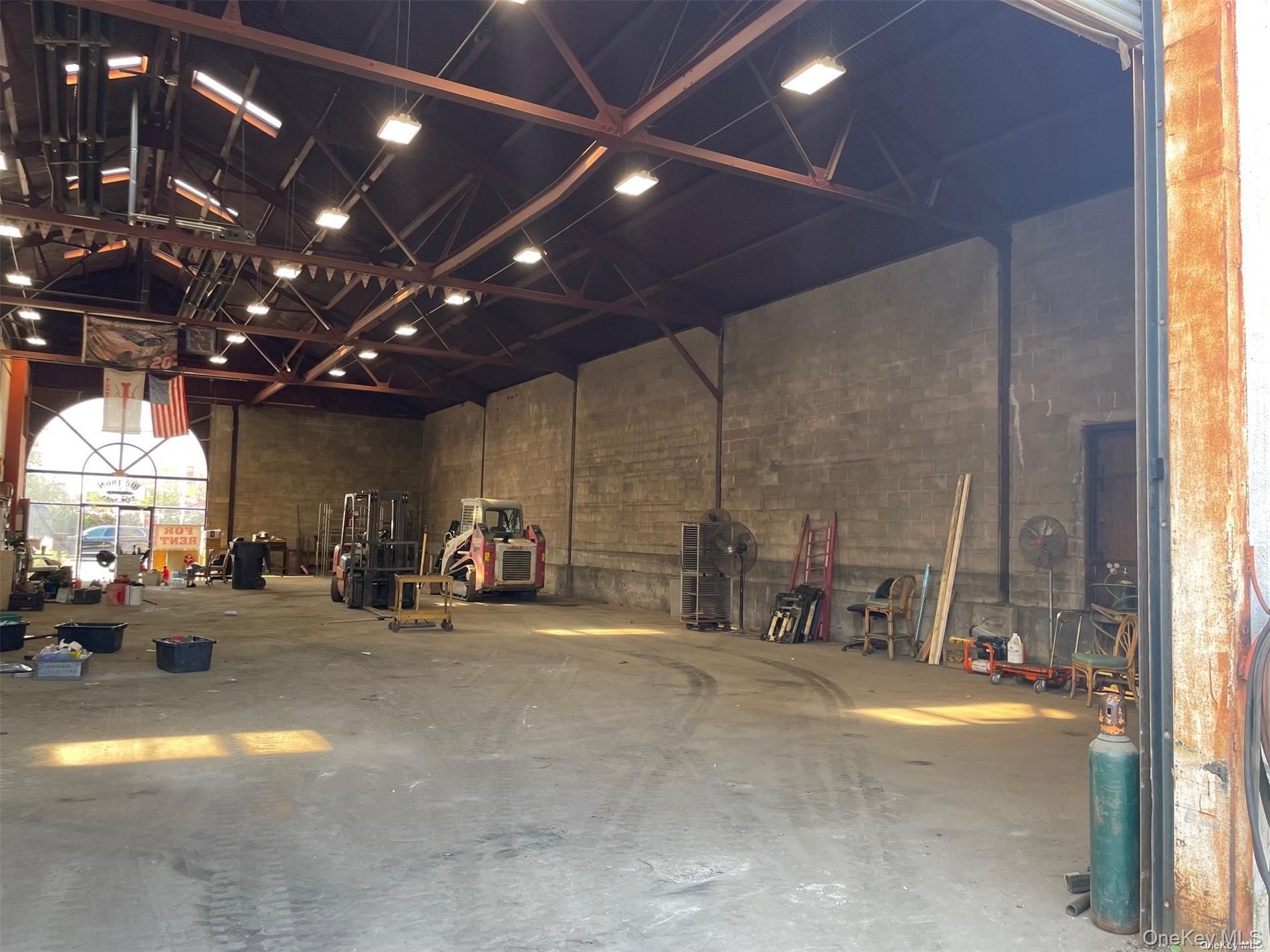 4 Pettit Place, Island Park, NY 11558