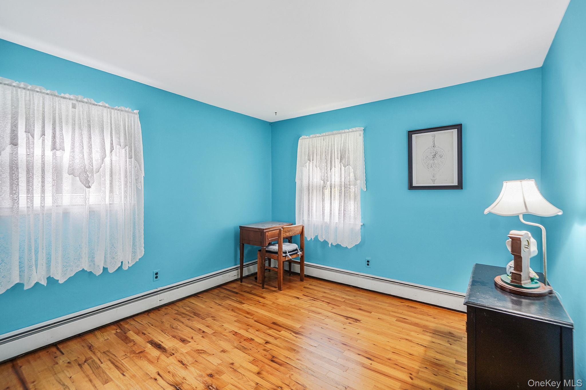 3 Selmar Court, Kings Park, NY 11754