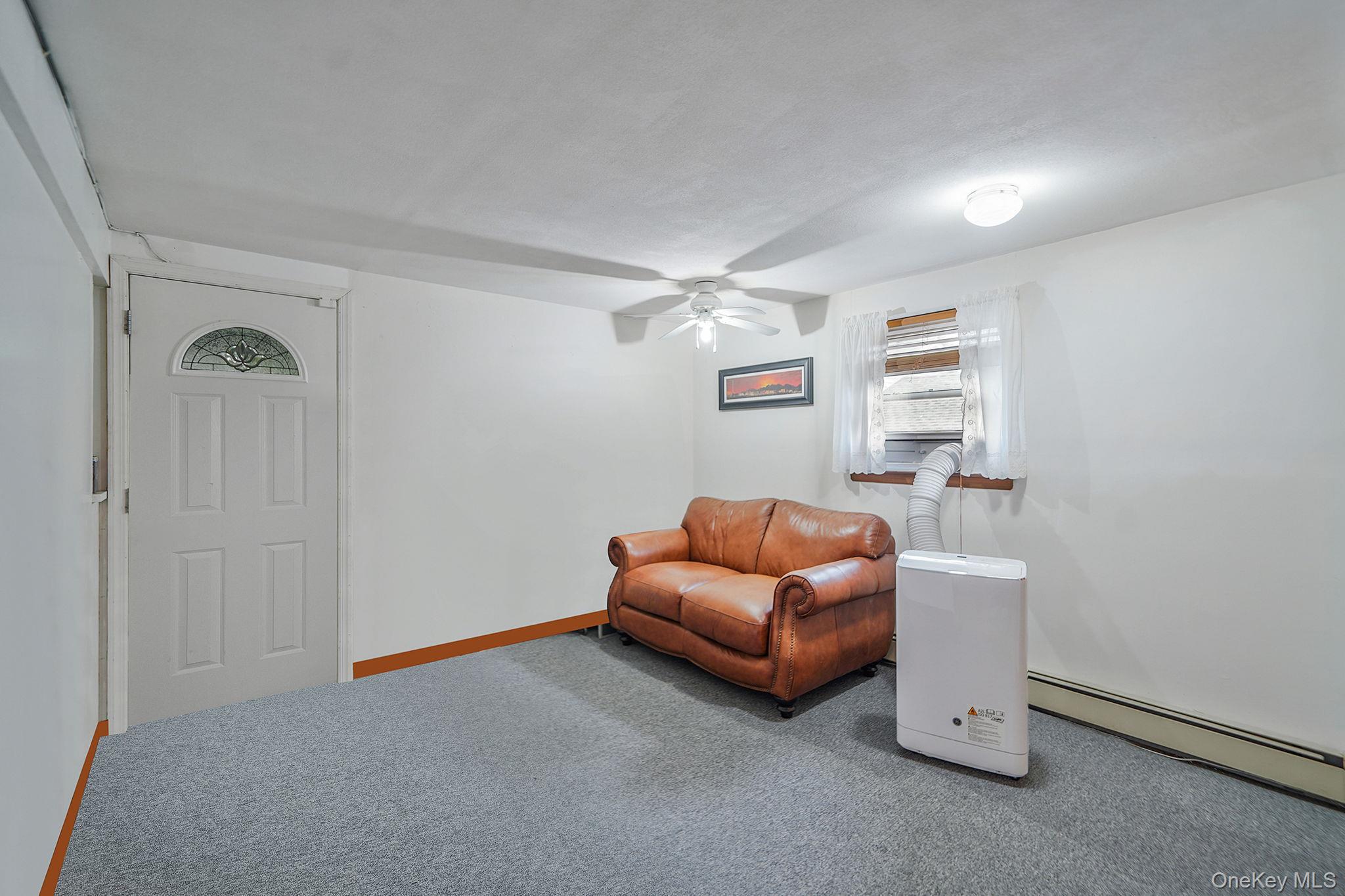 3 Selmar Court, Kings Park, NY 11754