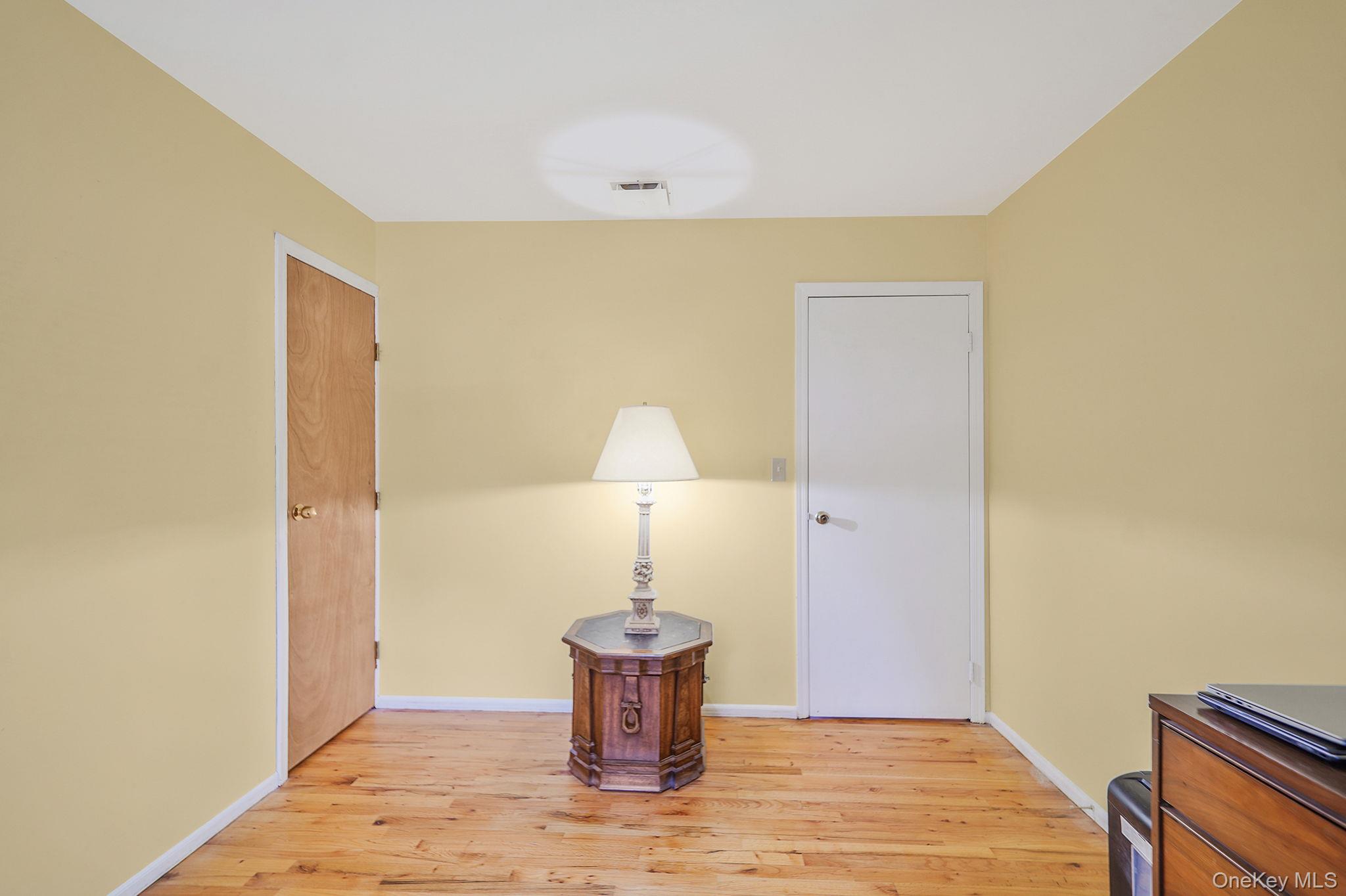 3 Selmar Court, Kings Park, NY 11754