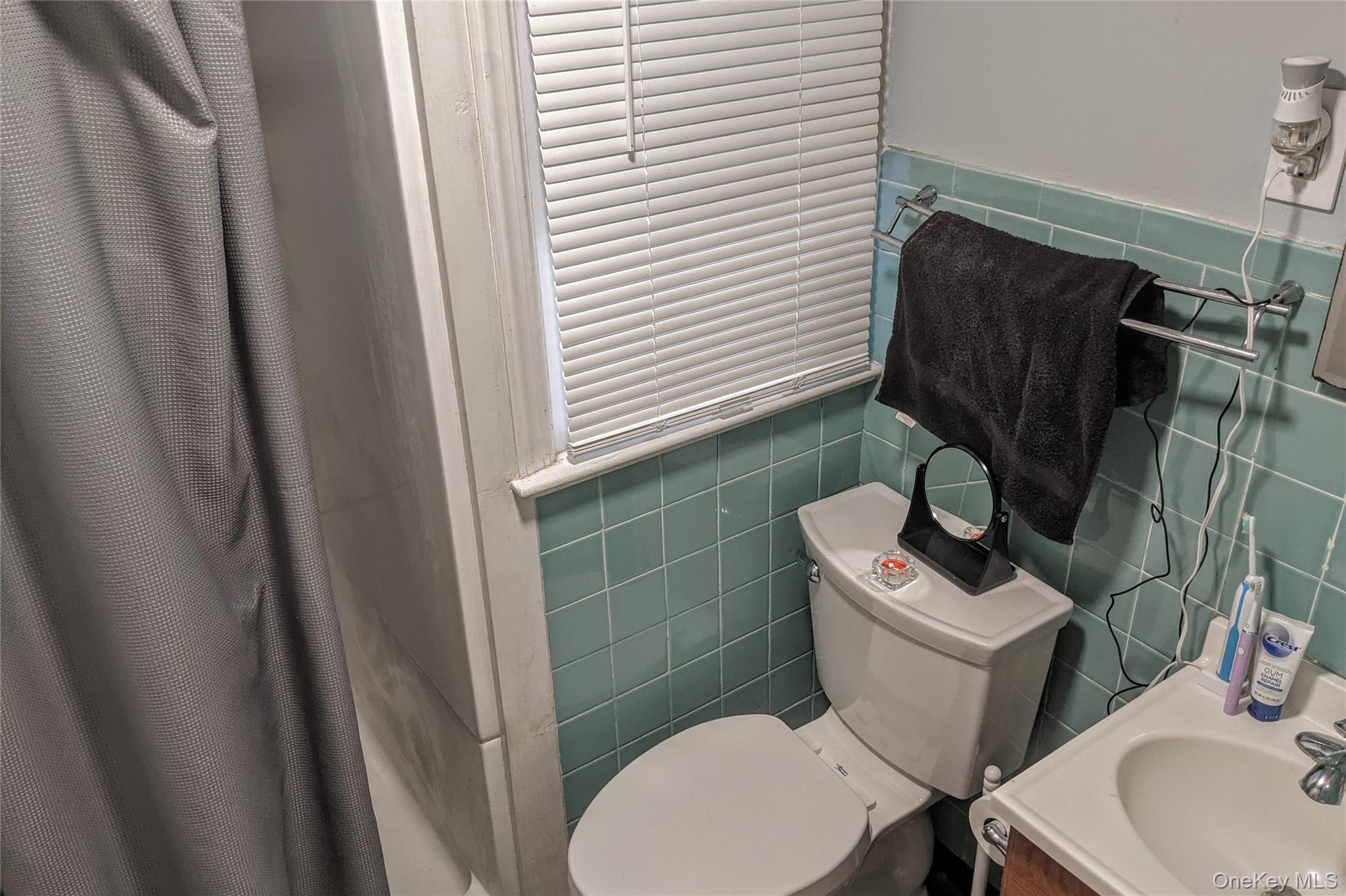 9 Chestnut Street, Greenwood Lake, NY 10925