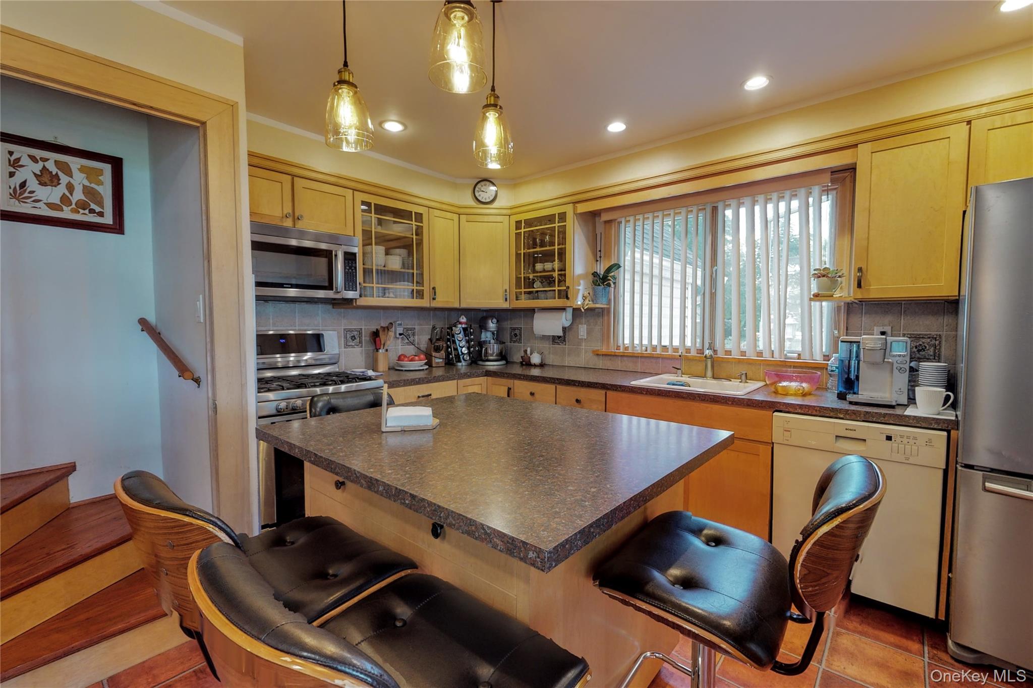 9 Chestnut Street, Greenwood Lake, NY 10925