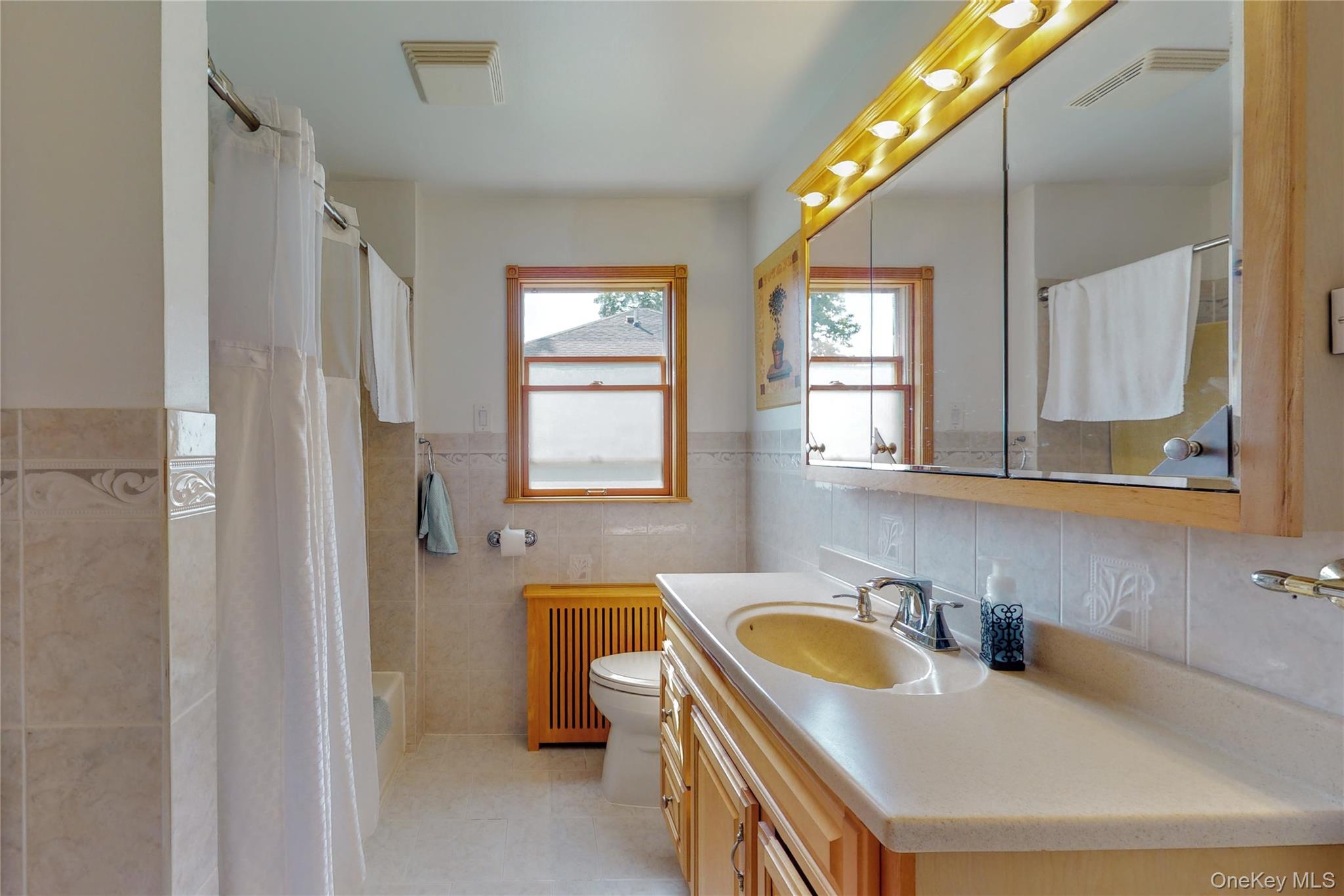 9 Chestnut Street, Greenwood Lake, NY 10925