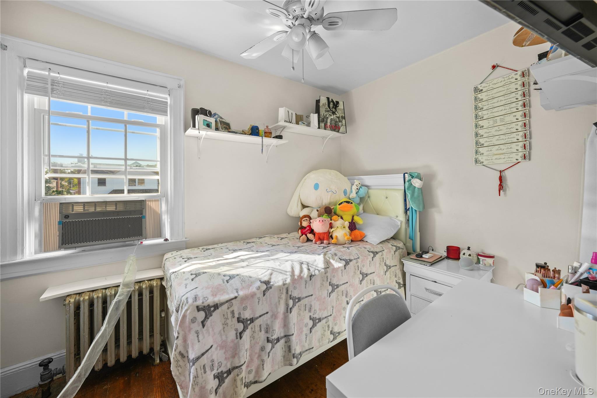 163-37 15 Drive, Beechhurst, NY 11357