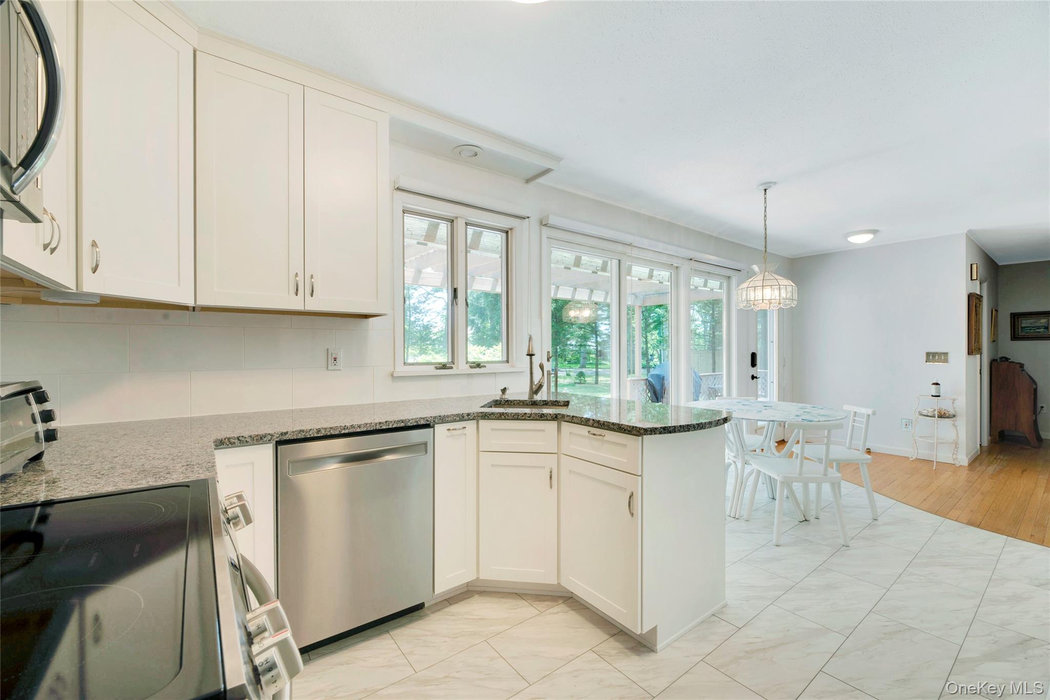 1075 Inlet Lane, Greenport, NY 11944