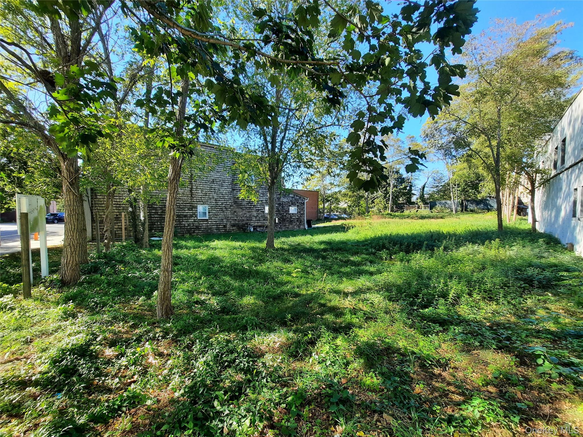 230 B W Main, Riverhead, NY 11901