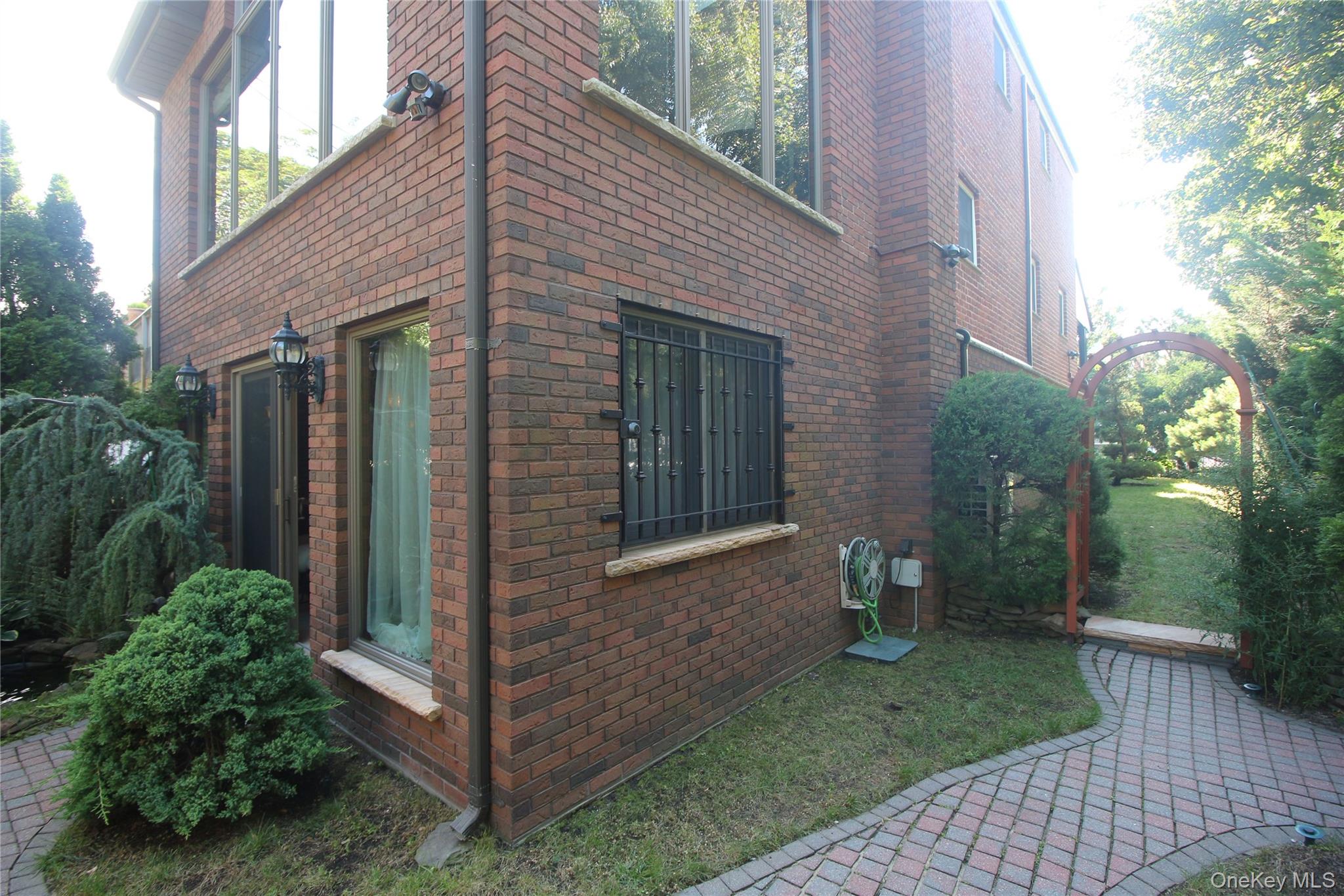 51-01 64th Street, Woodside, NY 11377