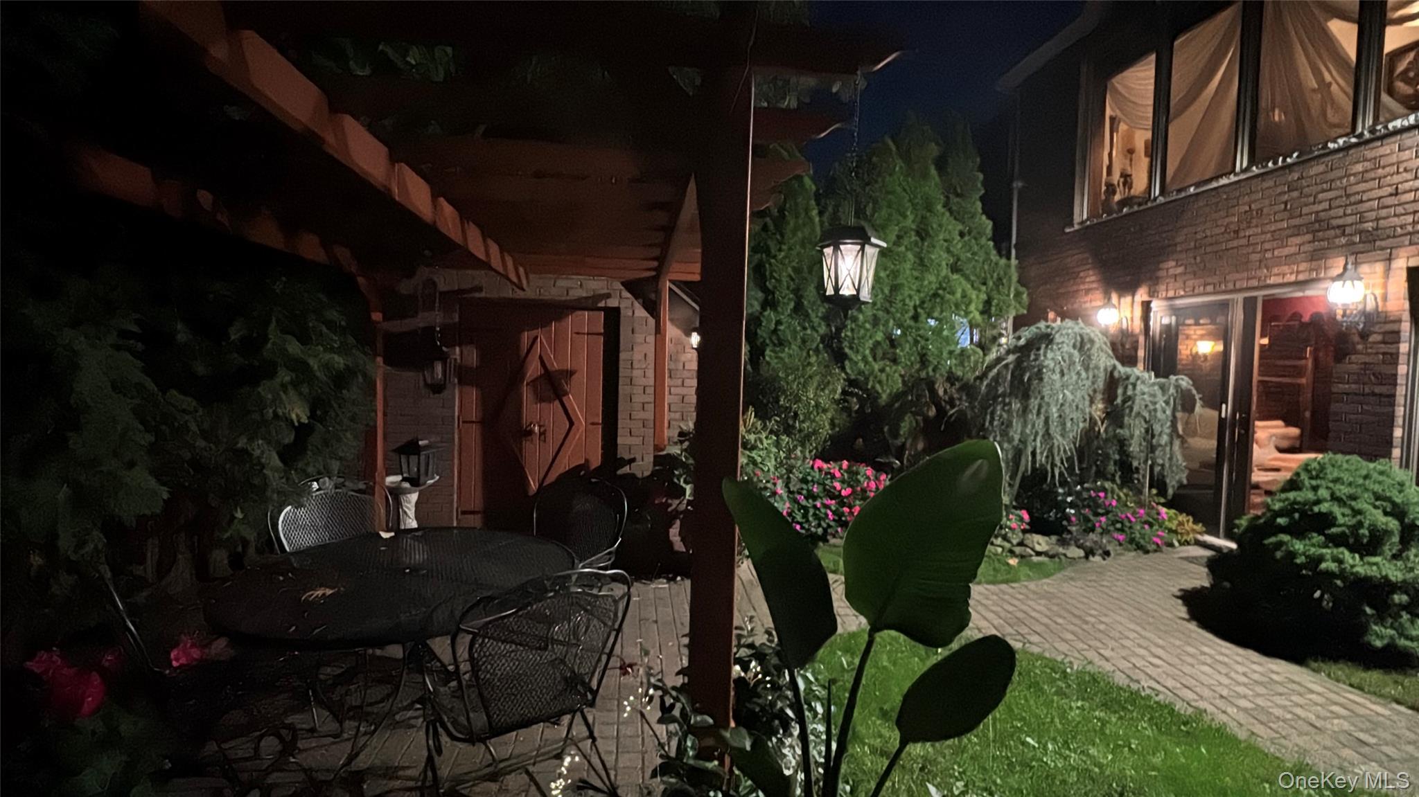 51-01 64th Street, Woodside, NY 11377