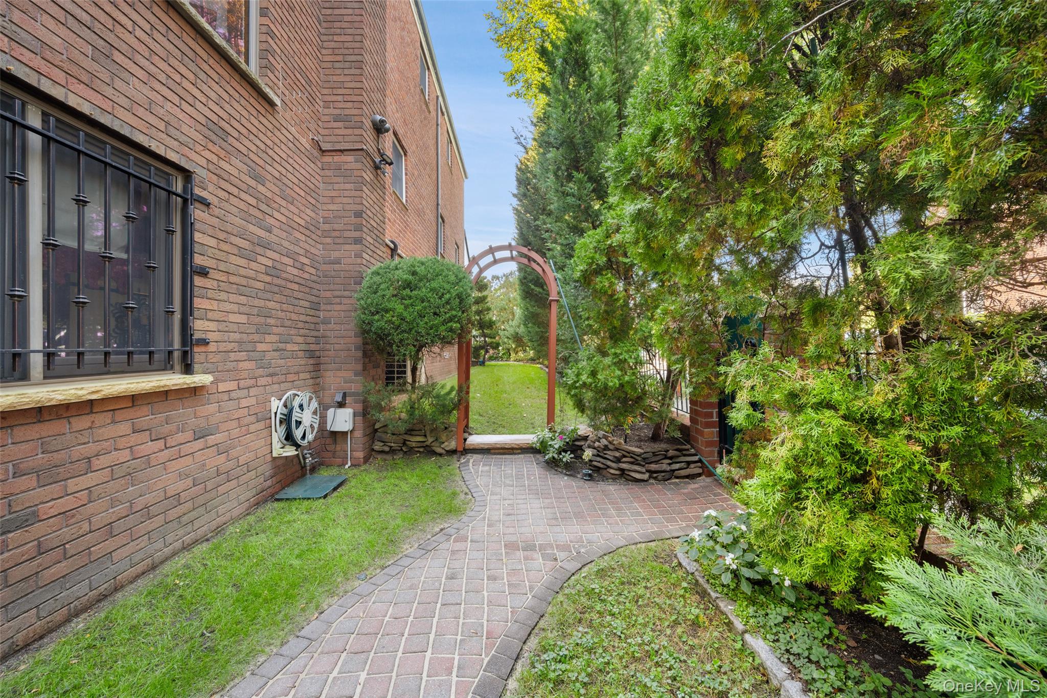 51-01 64th Street, Woodside, NY 11377