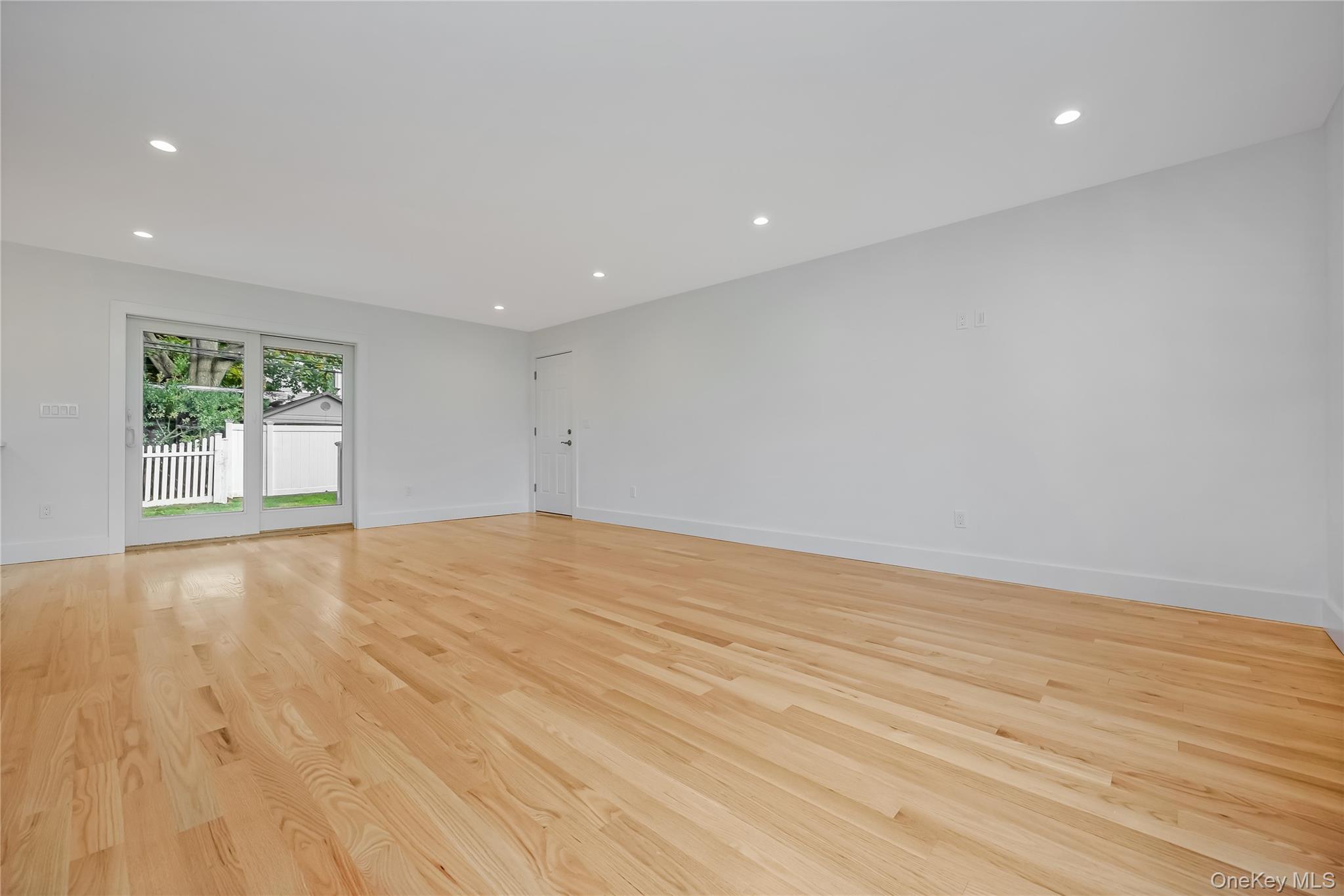 985 Douglas Avenue, Wantagh, NY 11793