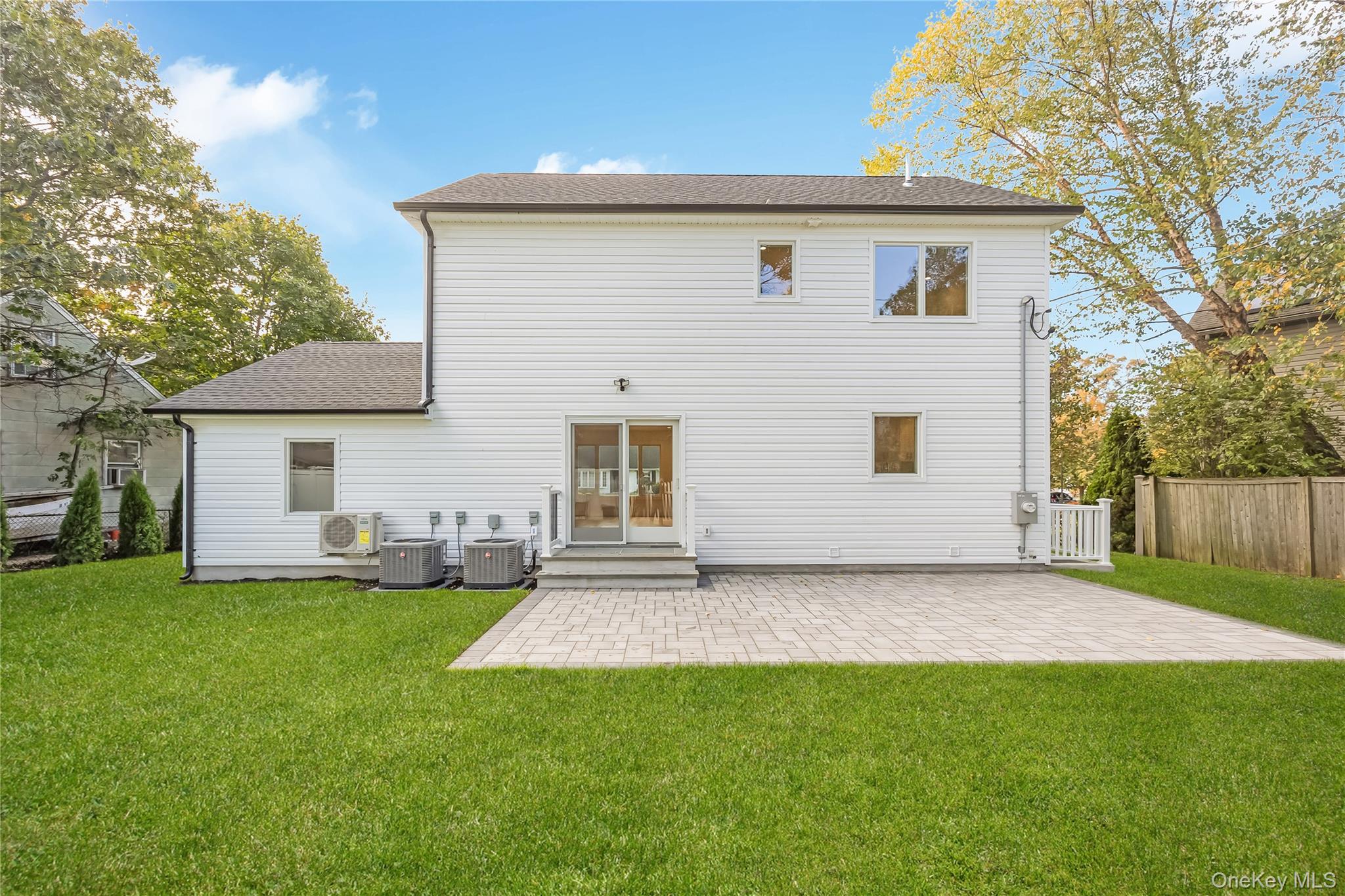 985 Douglas Avenue, Wantagh, NY 11793